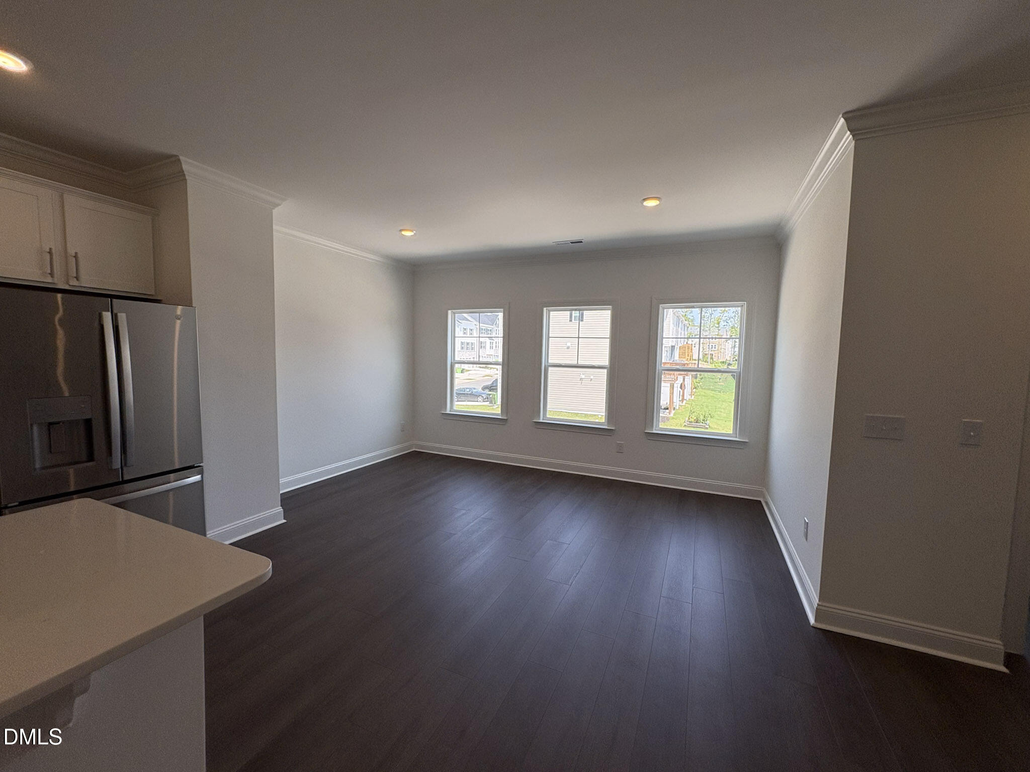 2873 Foster Woods Drive Property Photo 8
