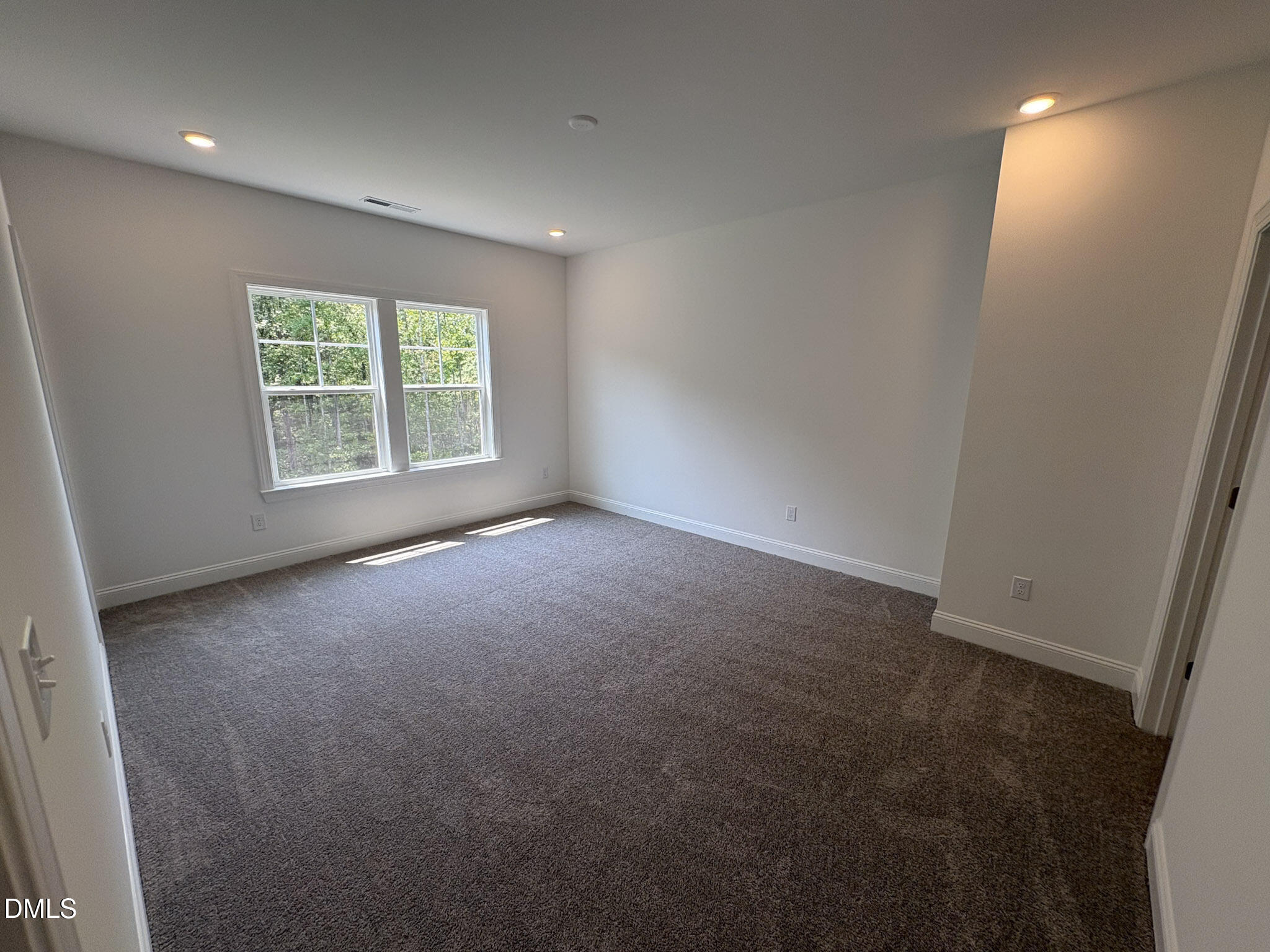 2873 Foster Woods Drive Property Photo 18