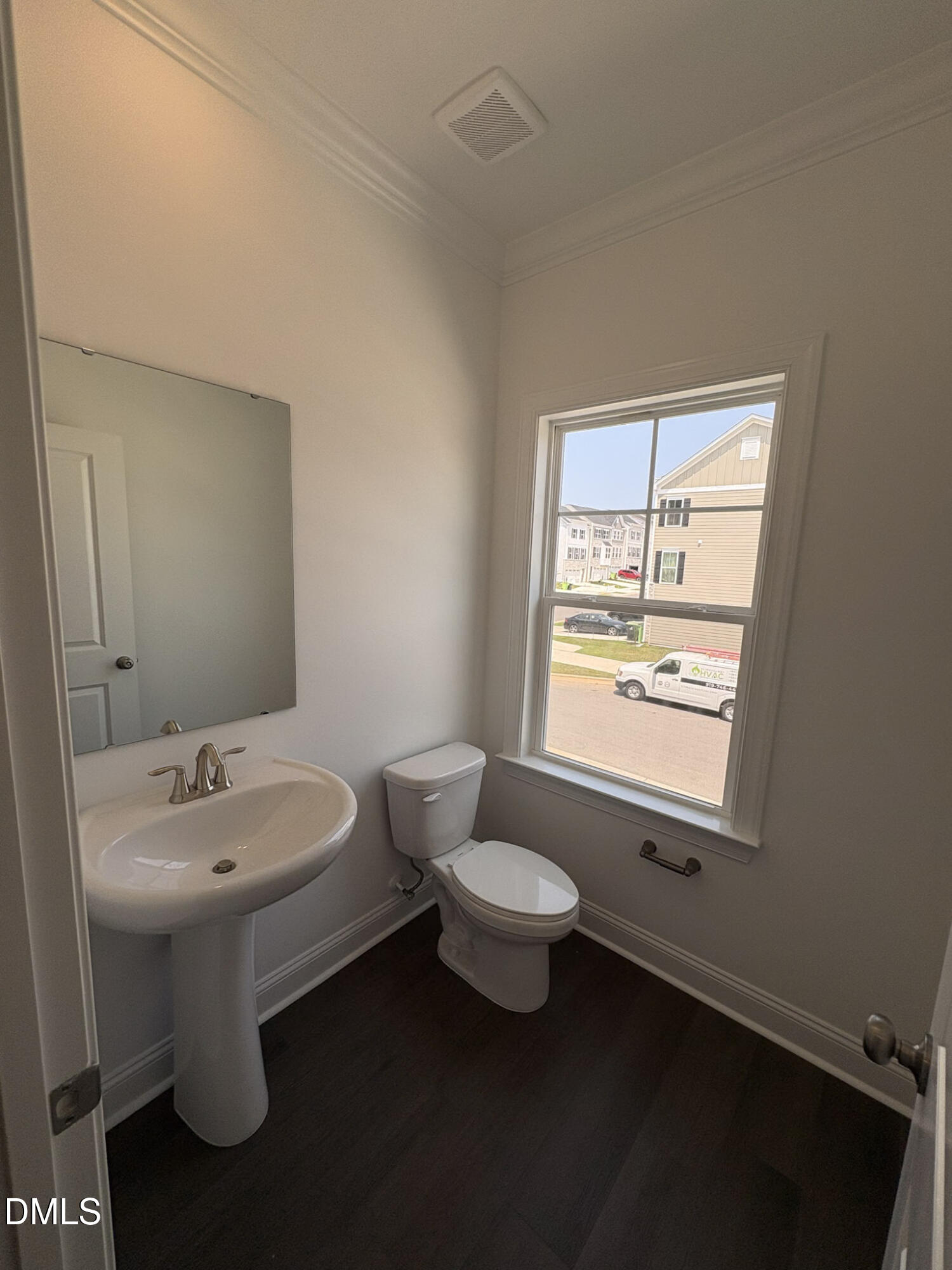 2875 Foster Woods Drive Property Photo 16
