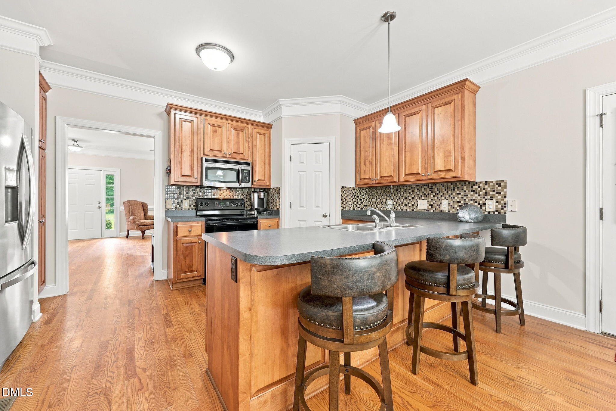 552 Contender Drive Property Photo 13