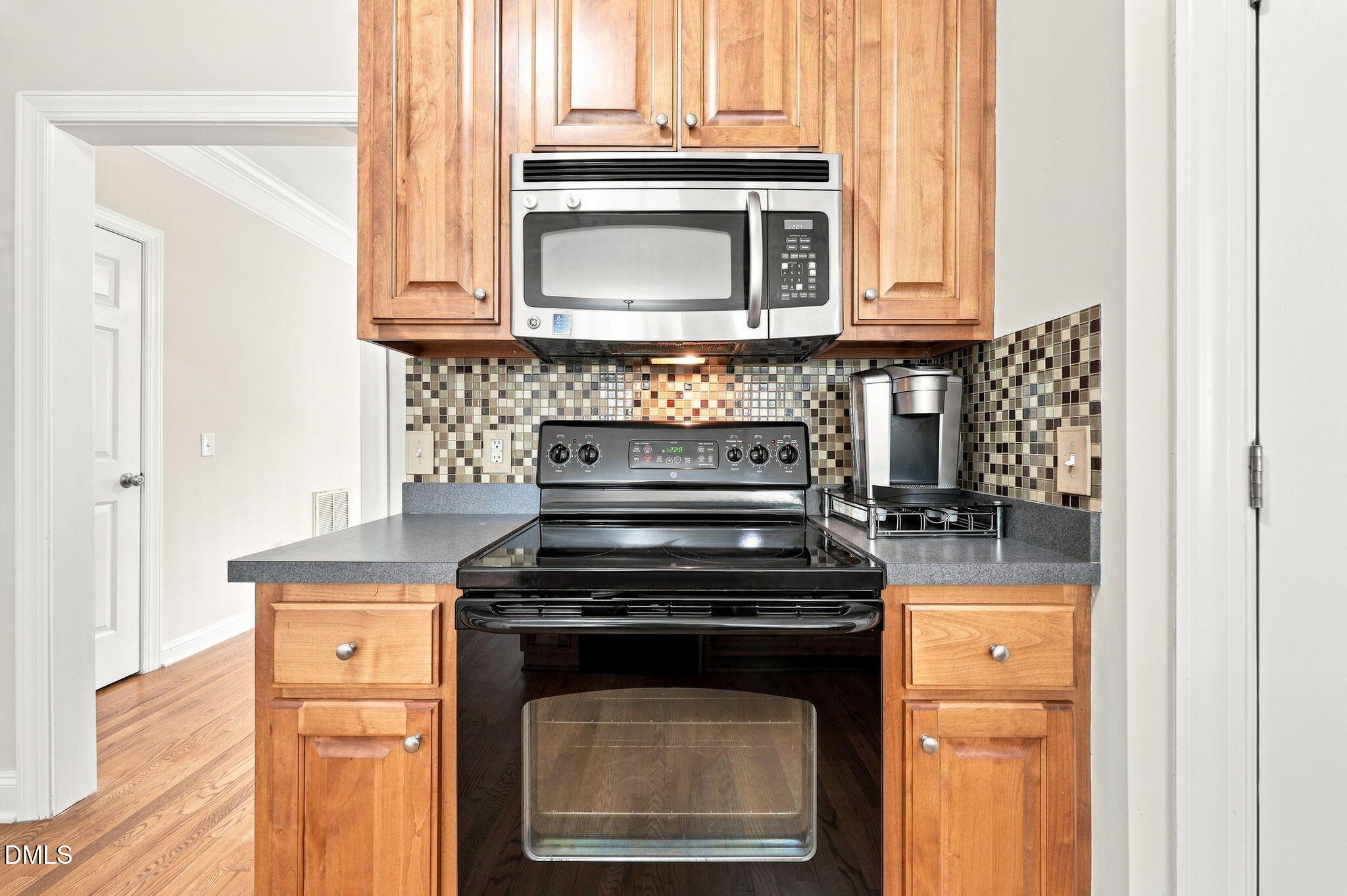 552 Contender Drive Property Photo 16