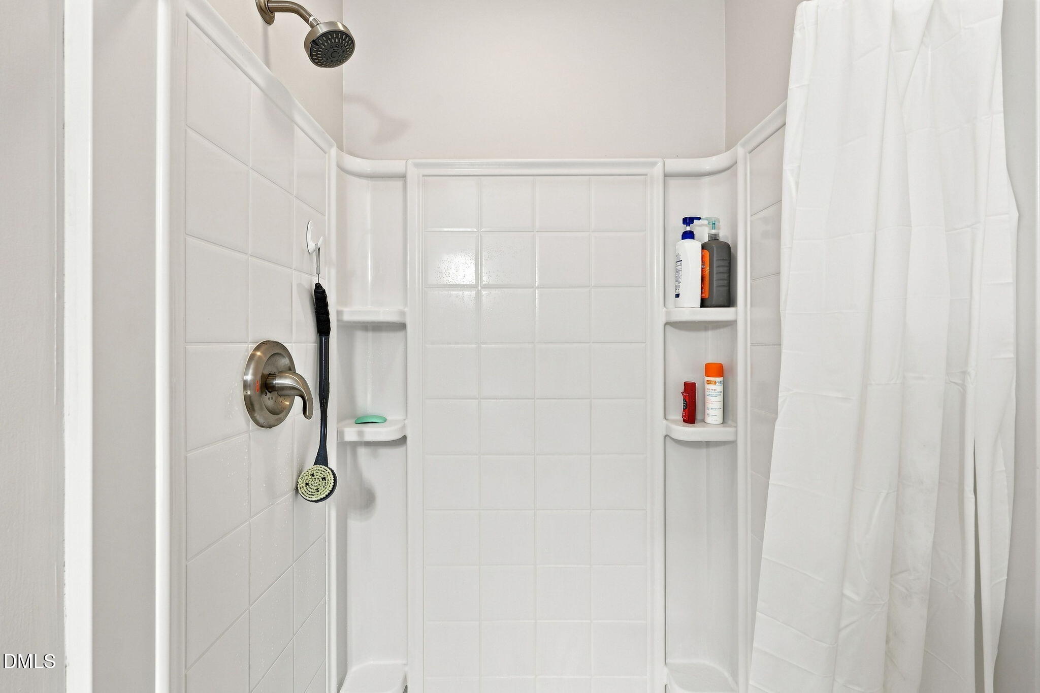552 Contender Drive Property Photo 34