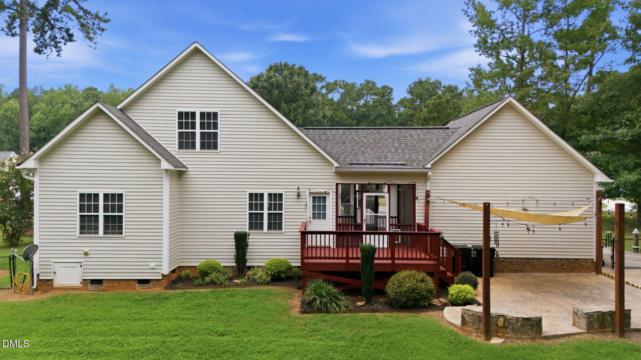 552 Contender Drive Property Photo 45