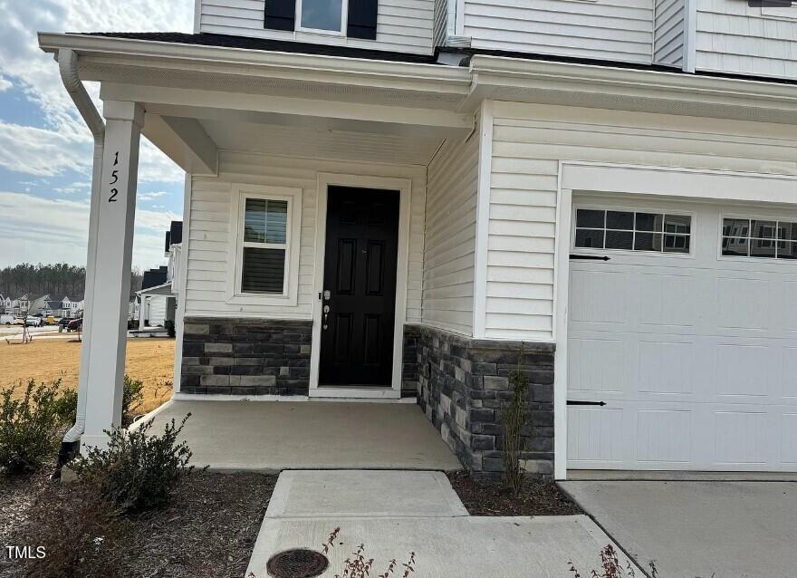 152 Canyon Gap Way Property Photo 2