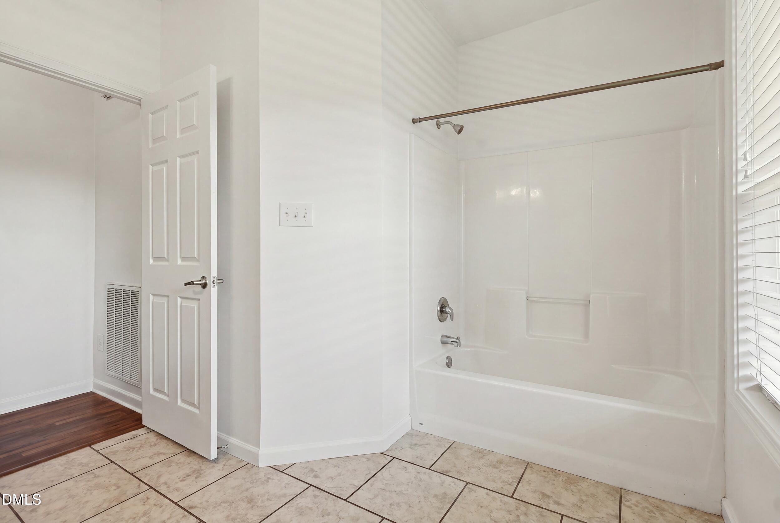 6193 Tri County Drive Property Photo 14