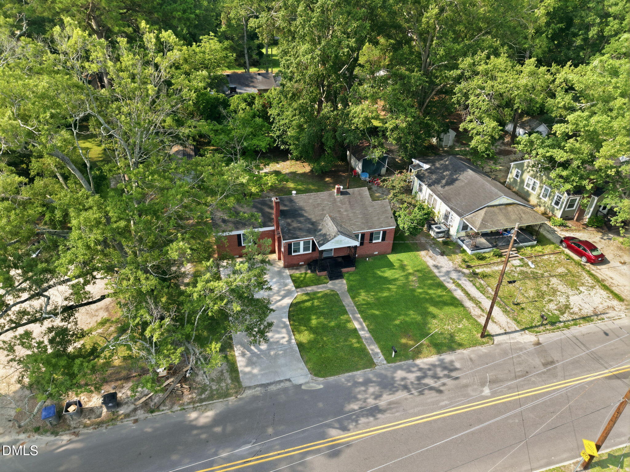 937 Redgate Avenue Property Photo 33