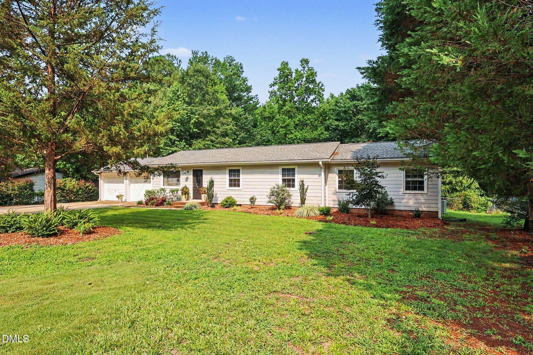 9208 Holly Springs Road Property Photo 2