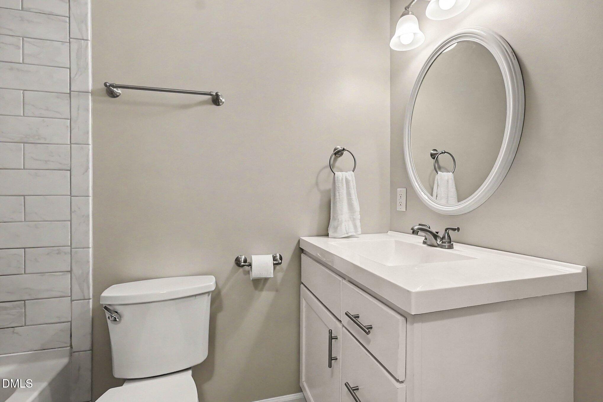 9208 Holly Springs Road Property Photo 18