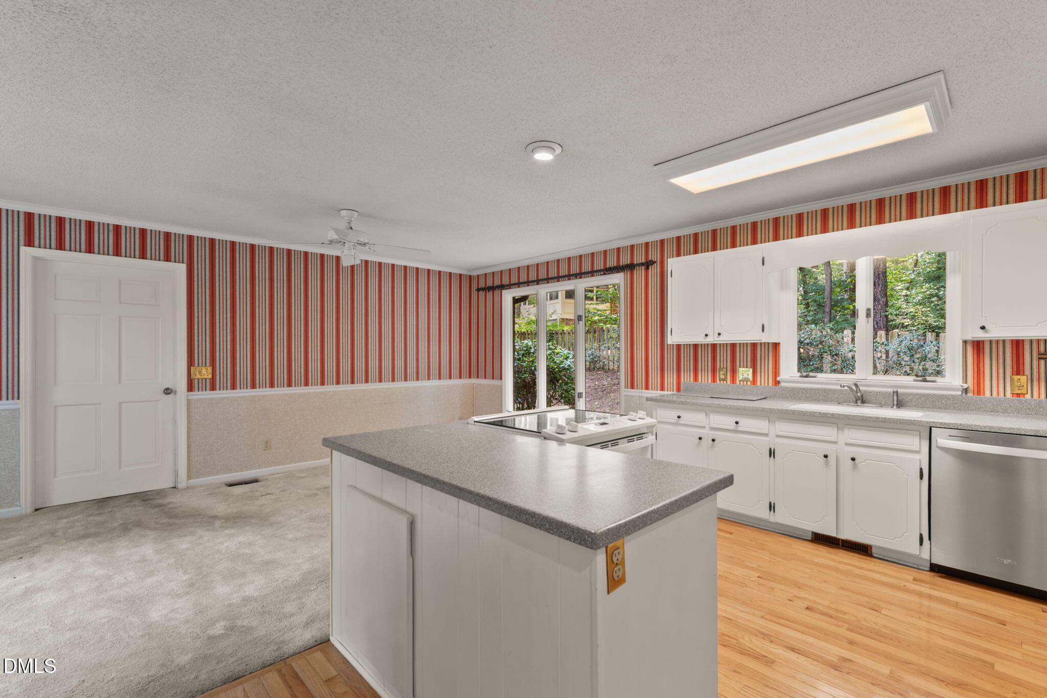 4125 Picardy Drive Property Photo 12