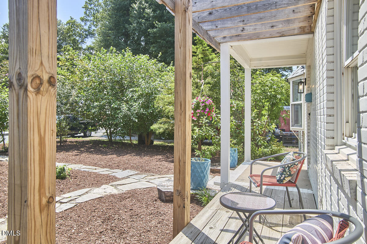 113 Higbee Street Property Photo 8