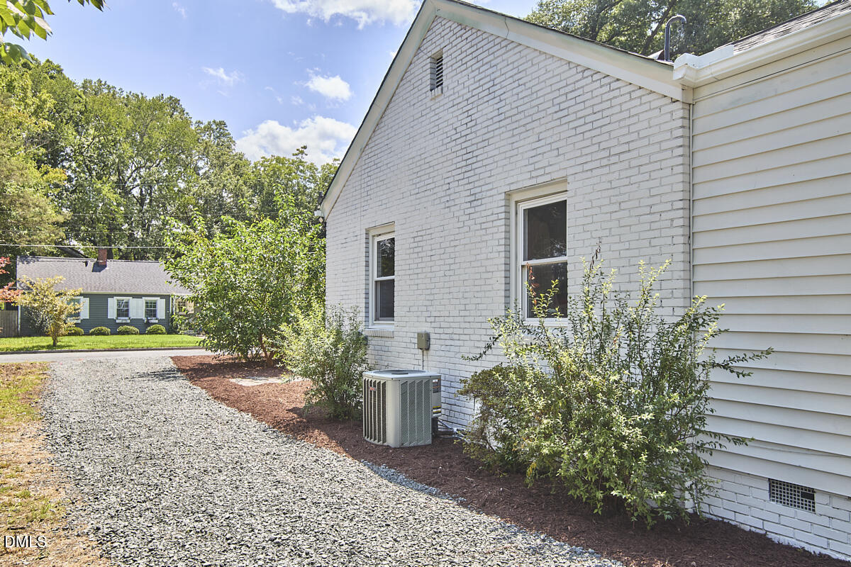 113 Higbee Street Property Photo 54