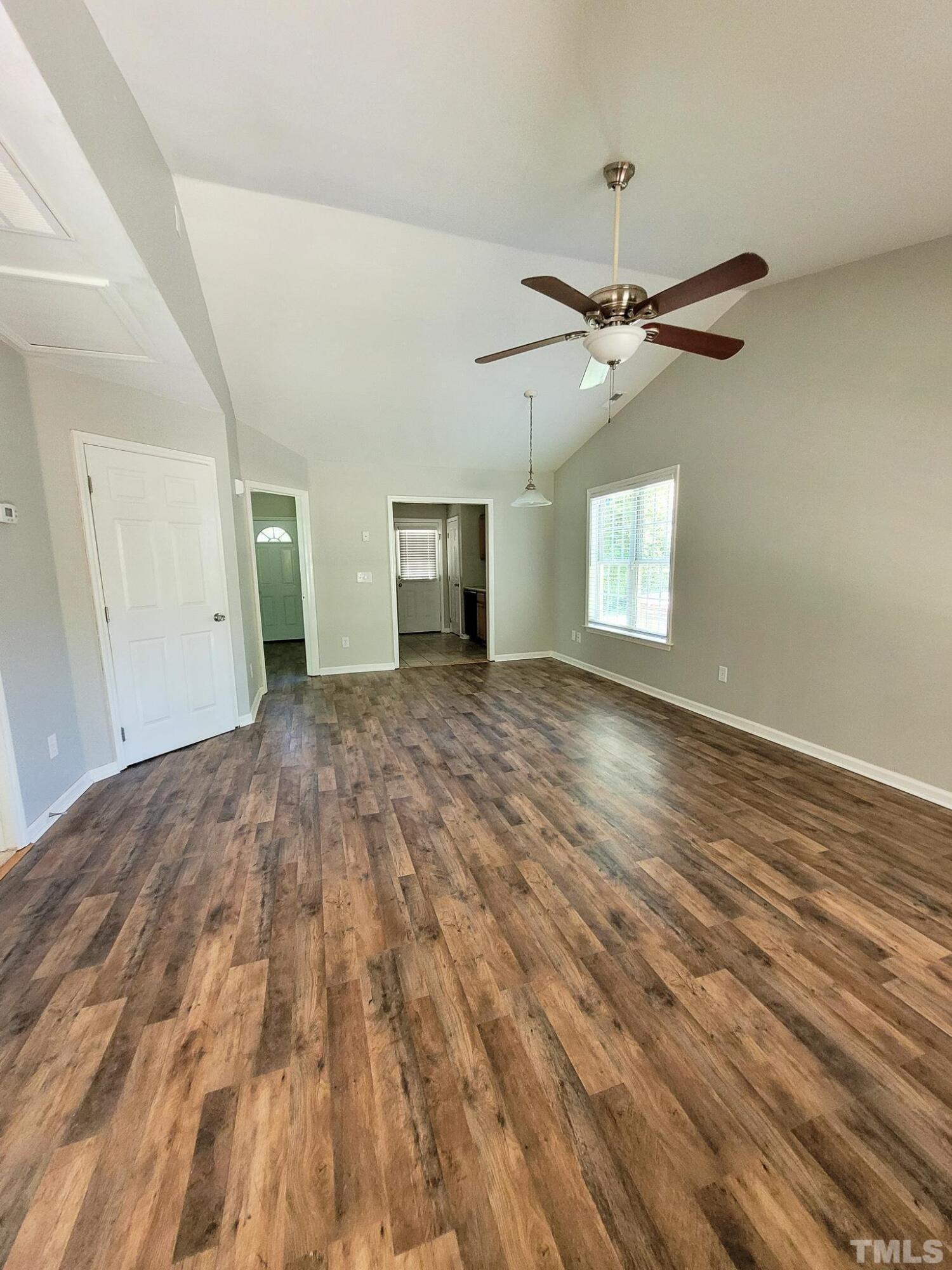 539 N Taylor Street Property Photo 3