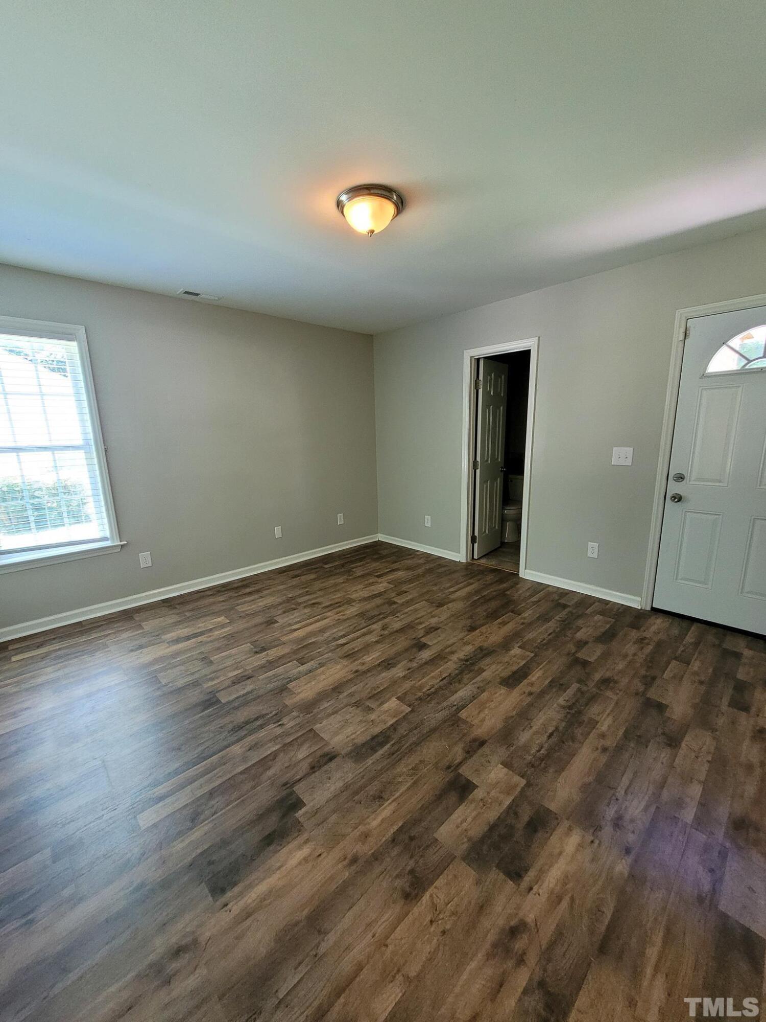 539 N Taylor Street Property Photo 10