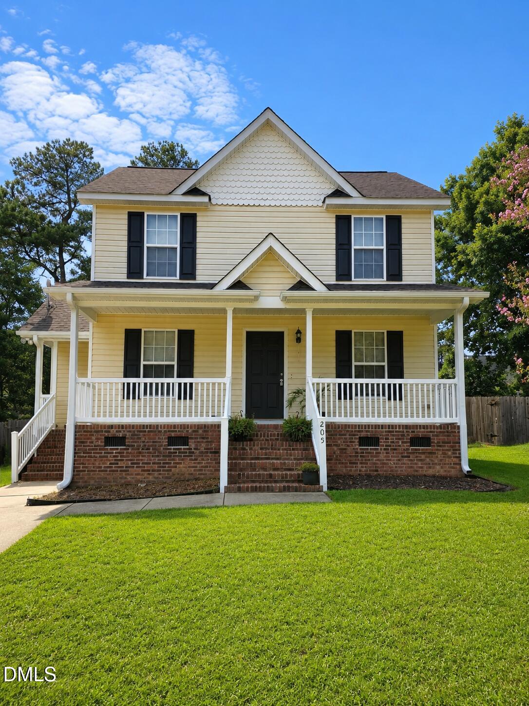 205 Spinel Lane Property Photo 1