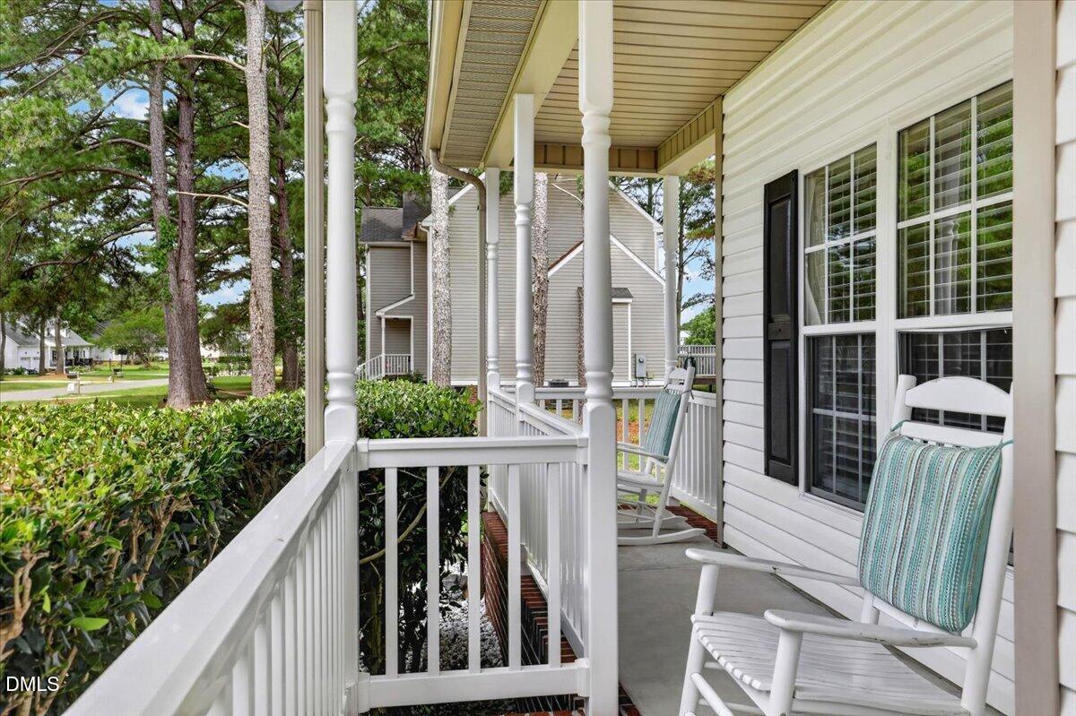 122 W Raintree Lane Property Photo 6