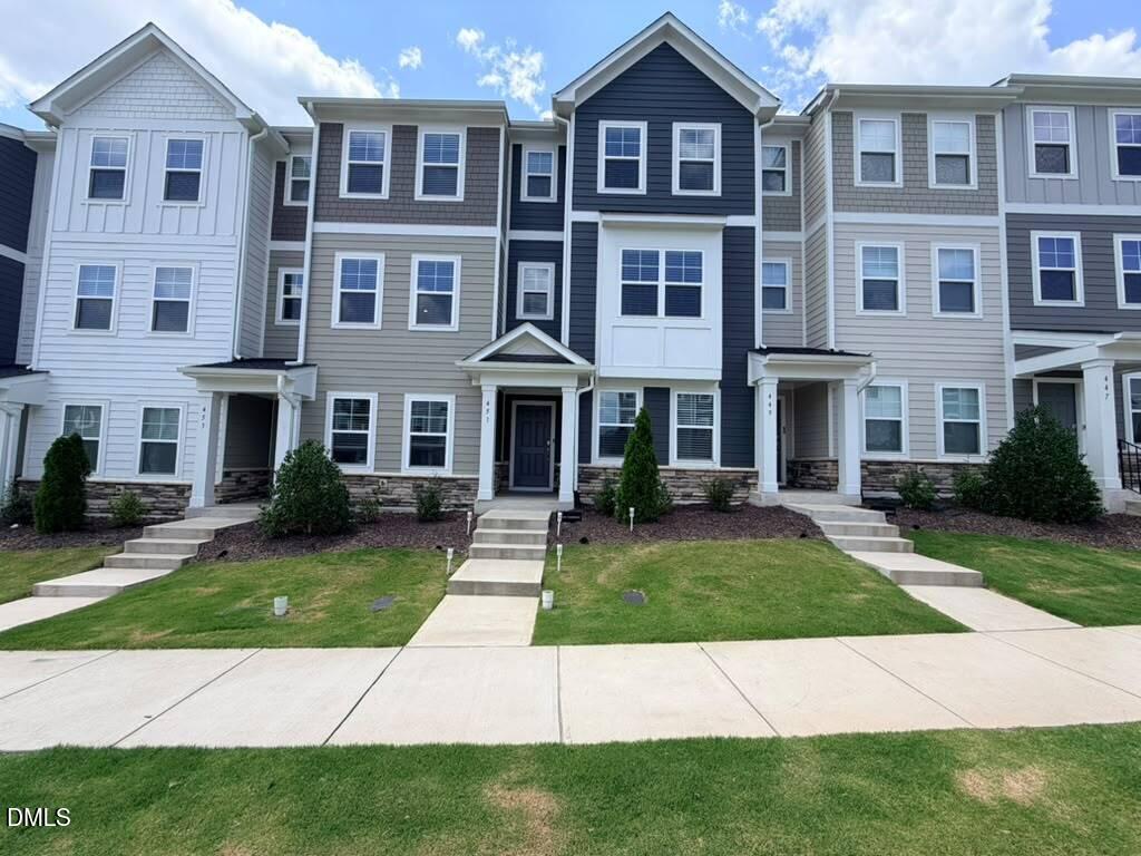 451 Carolina Springs Boulevard Property Photo 1