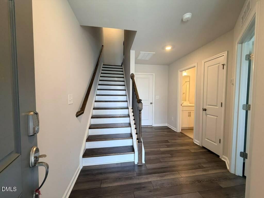 451 Carolina Springs Boulevard Property Photo 4