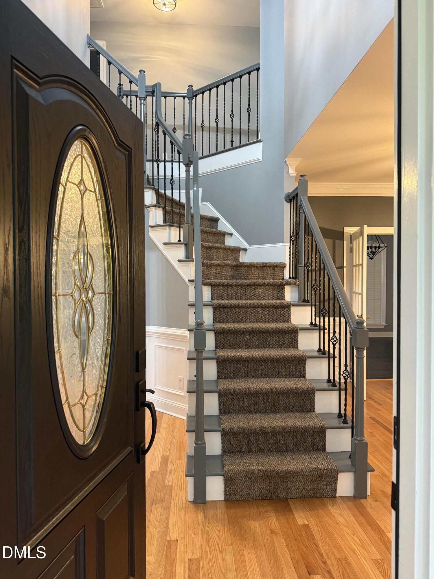 1201 Torchlight Way Property Photo 4