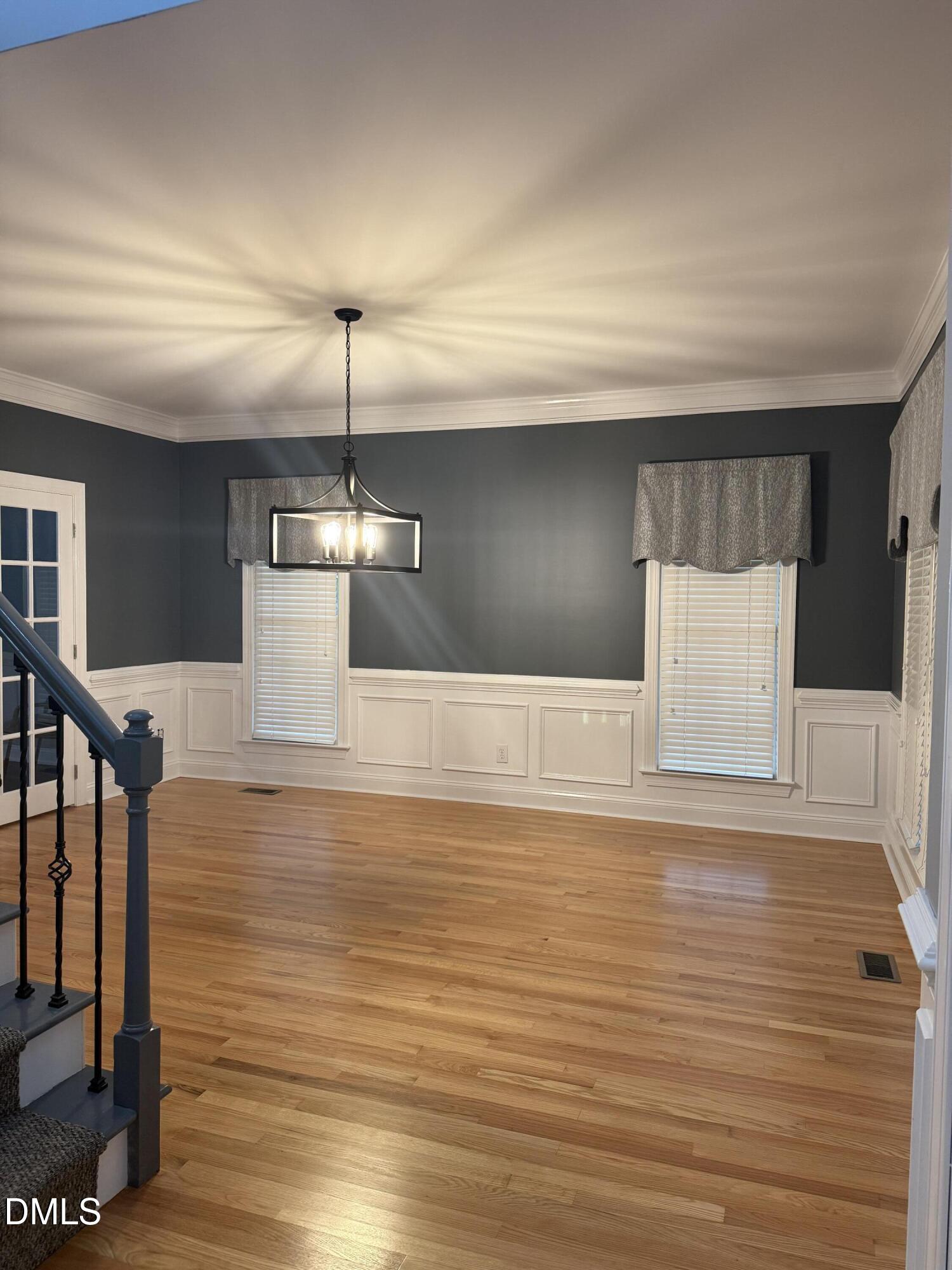 1201 Torchlight Way Property Photo 5