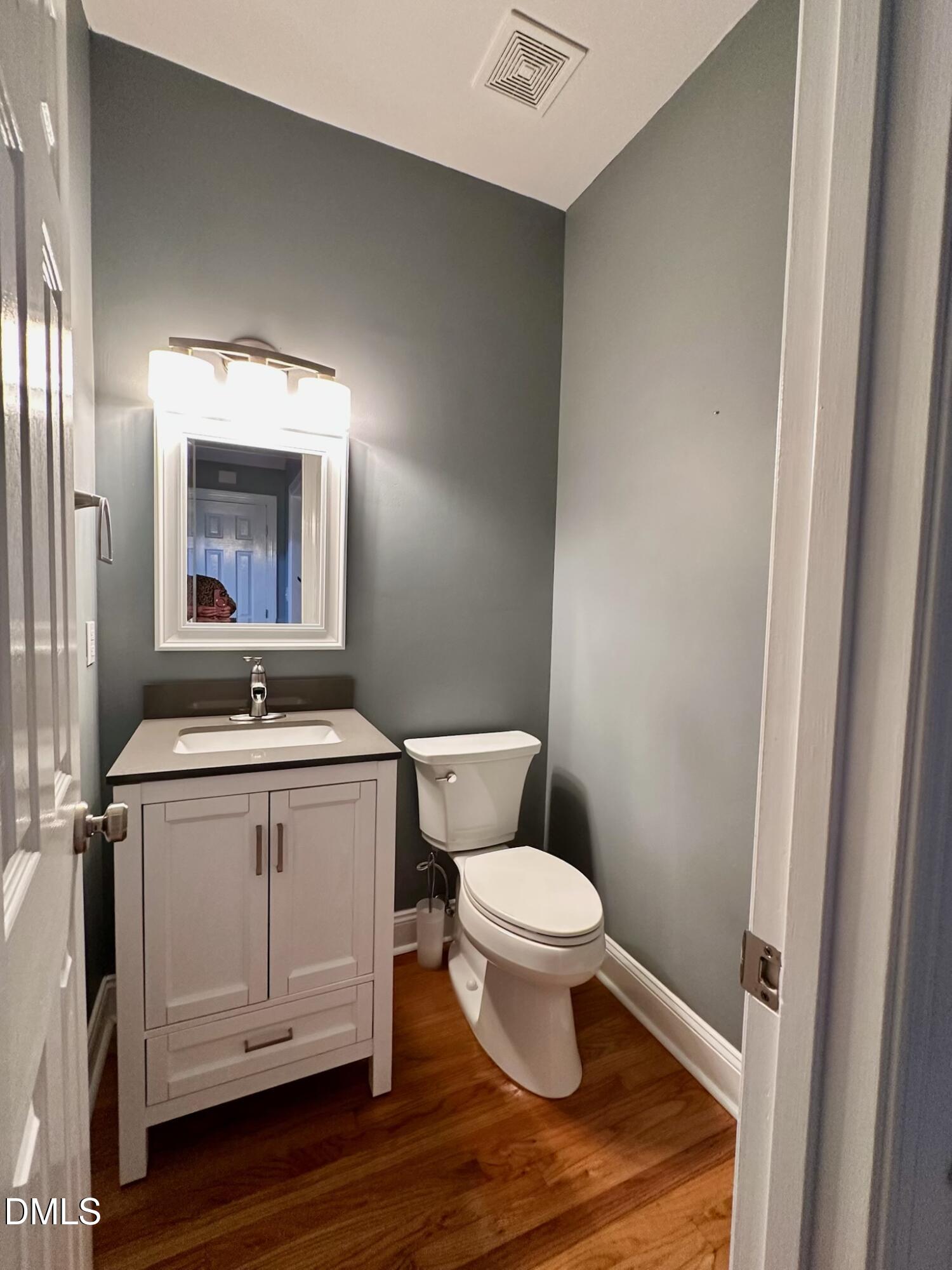 1201 Torchlight Way Property Photo 8
