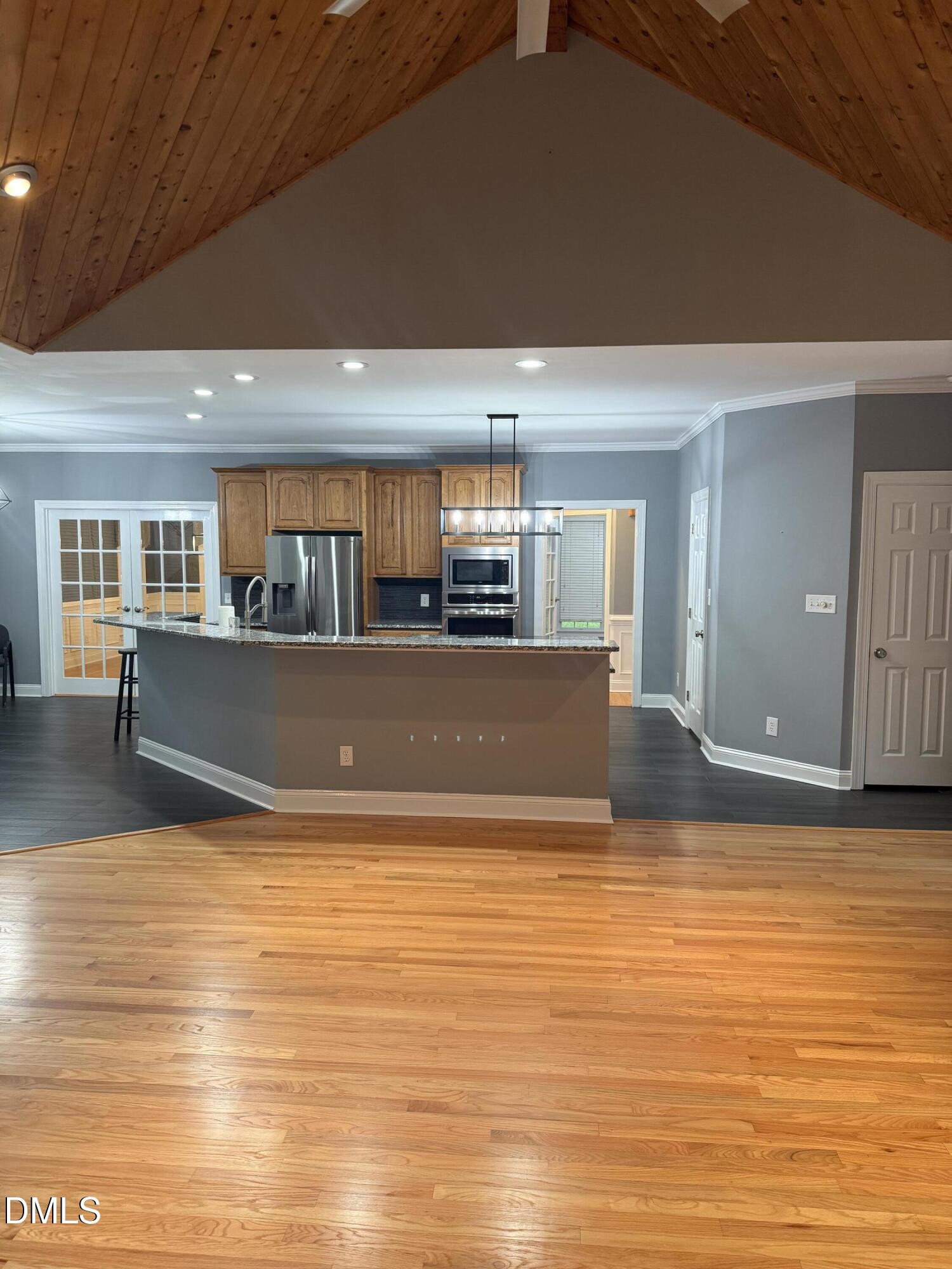1201 Torchlight Way Property Photo 11