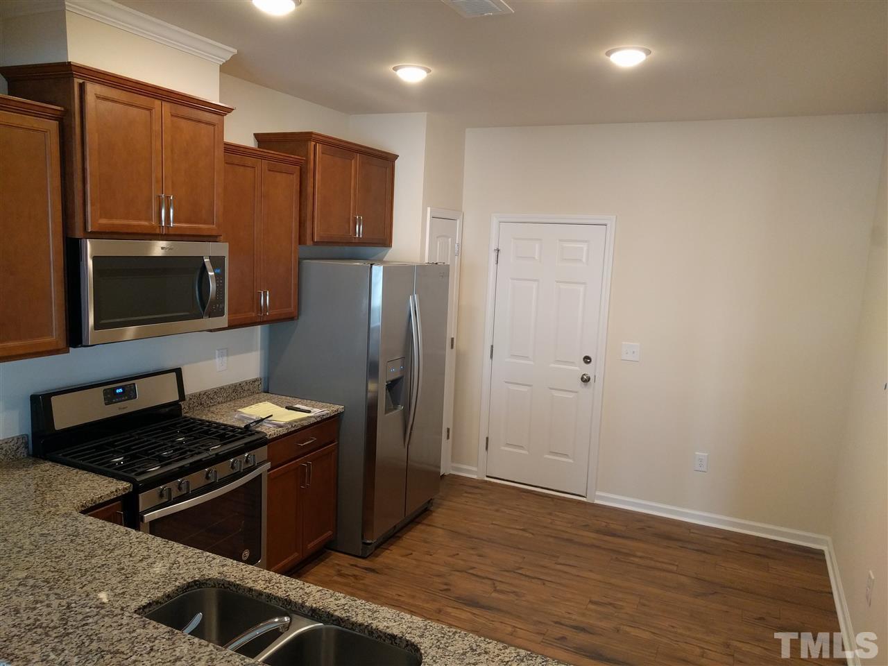 1007 Mirbeck Lane Property Photo 4