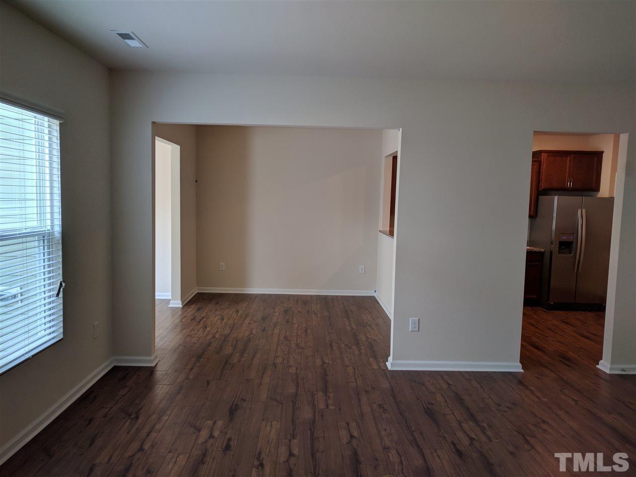 1007 Mirbeck Lane Property Photo 6