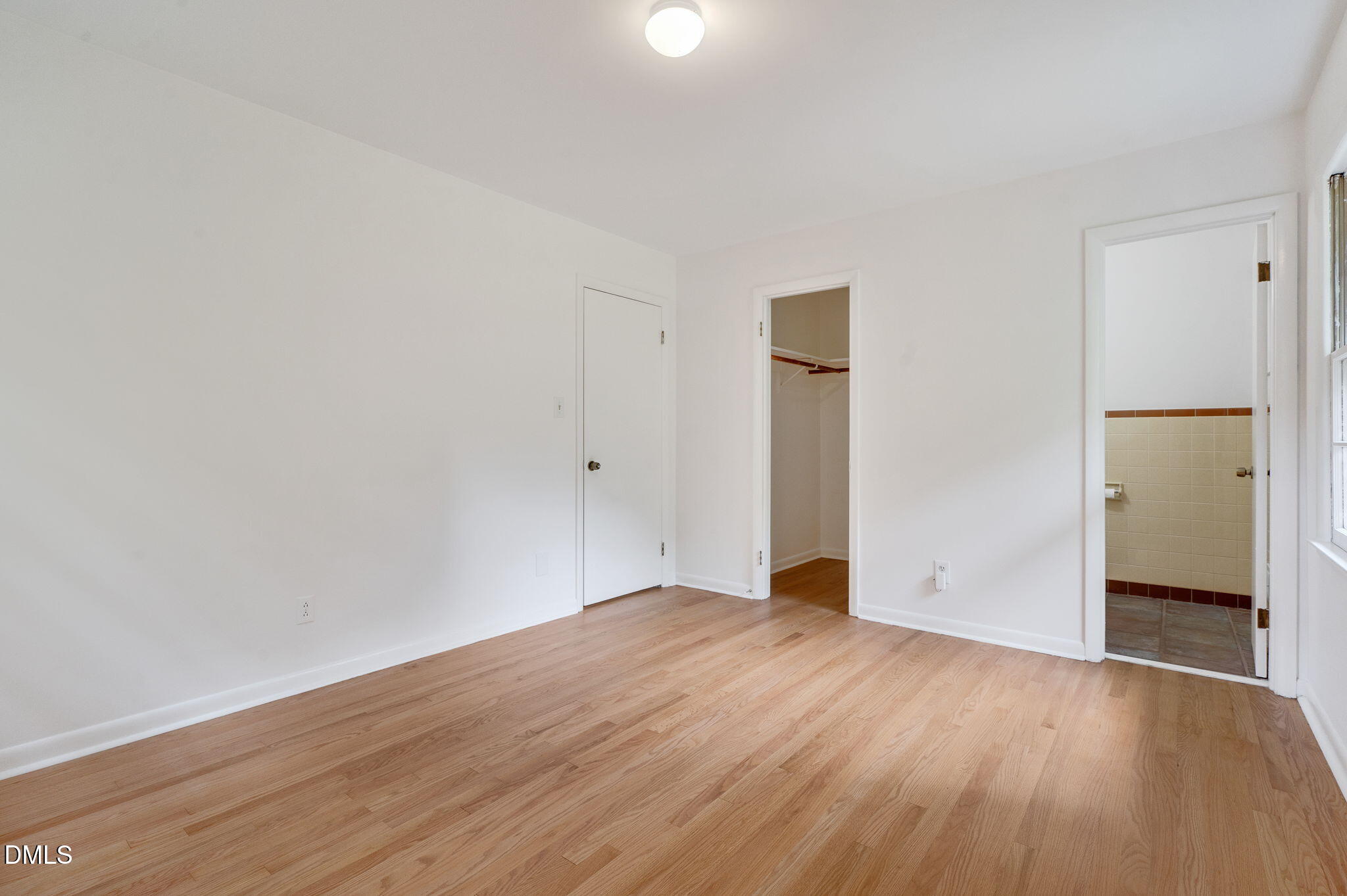 321 Clarendon Crescent Property Photo 20