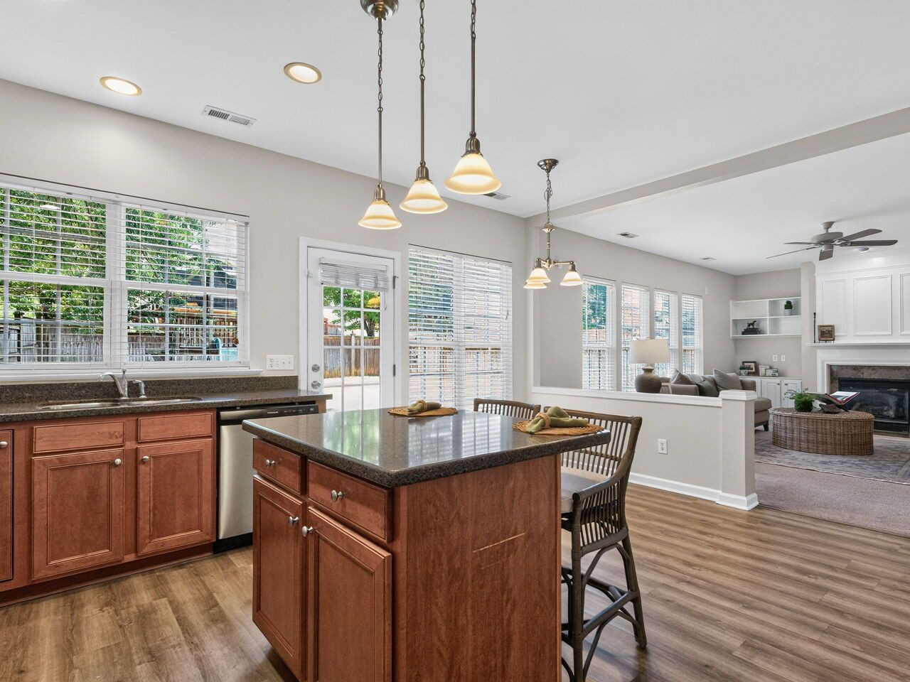 7803 Clover Creek Court Property Photo 18
