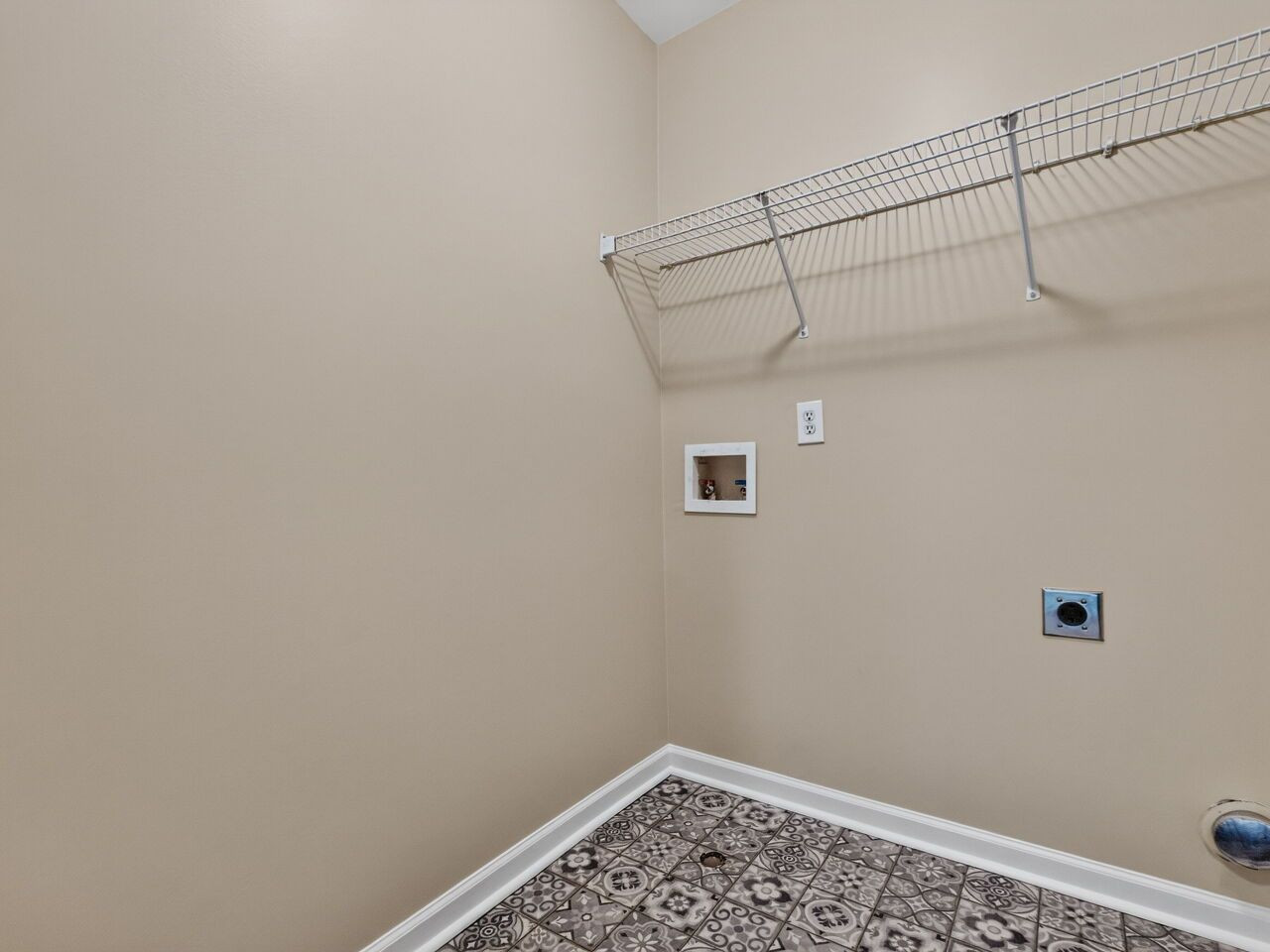 7803 Clover Creek Court Property Photo 29
