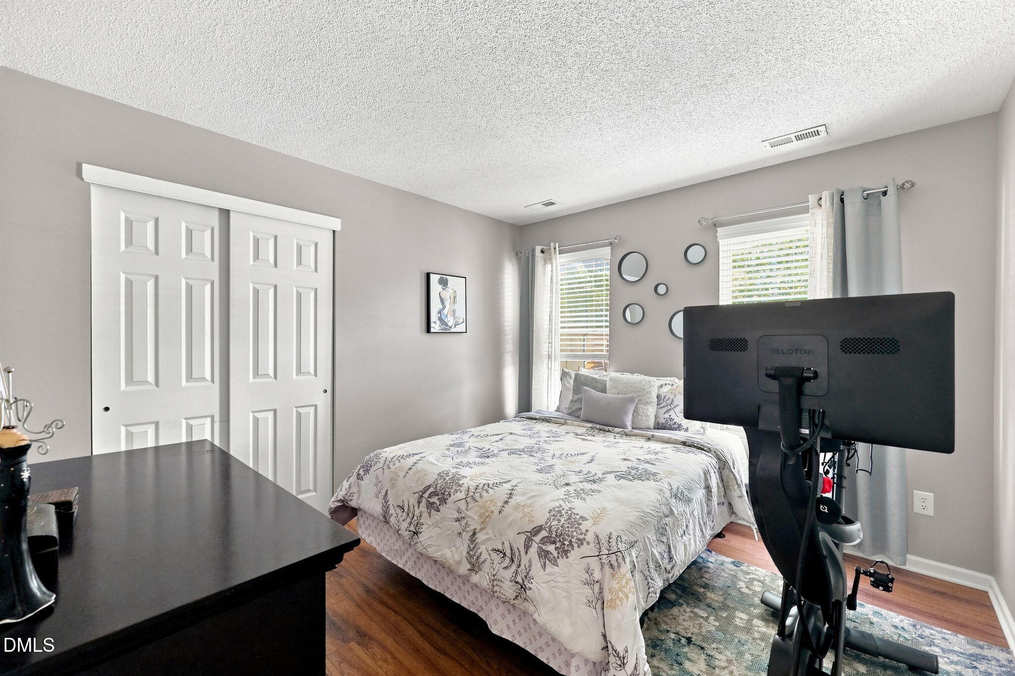 809 Stackhurst Way Property Photo 28