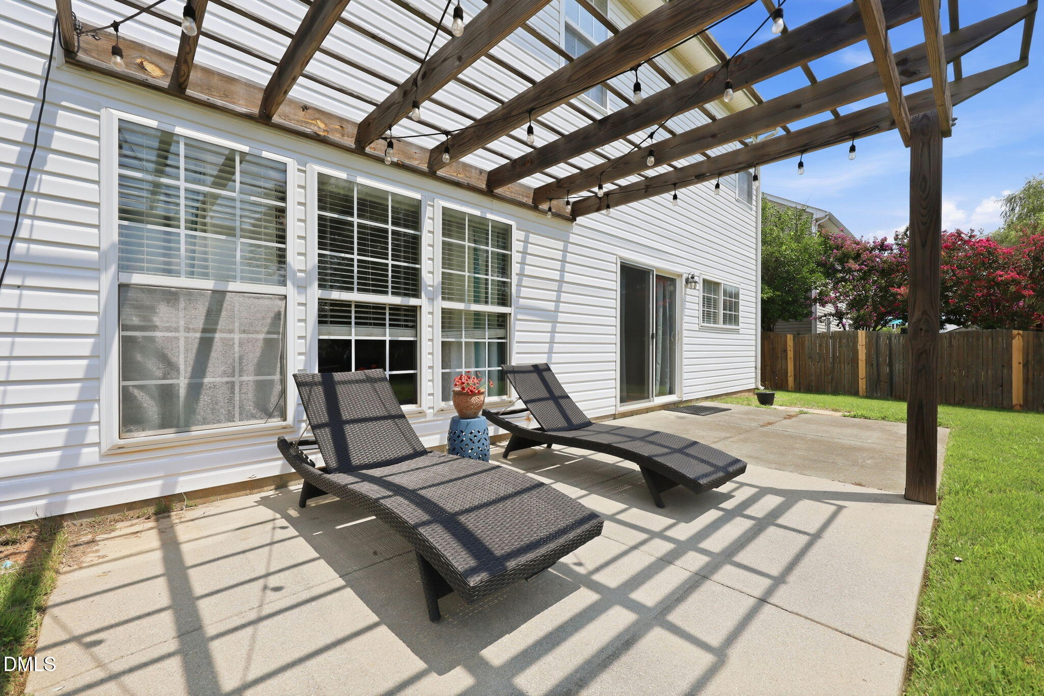 809 Stackhurst Way Property Photo 36