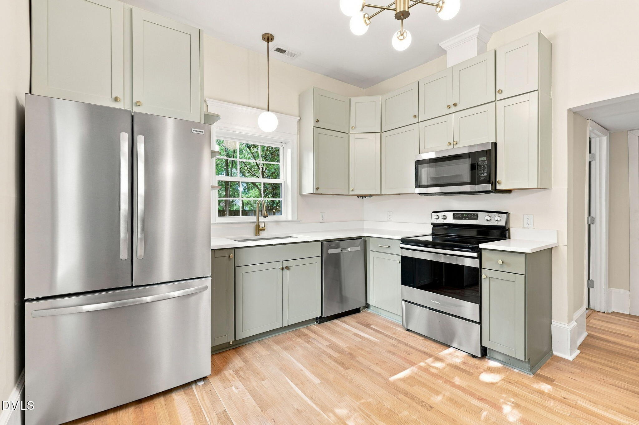 416 Dowd Street Property Photo 25