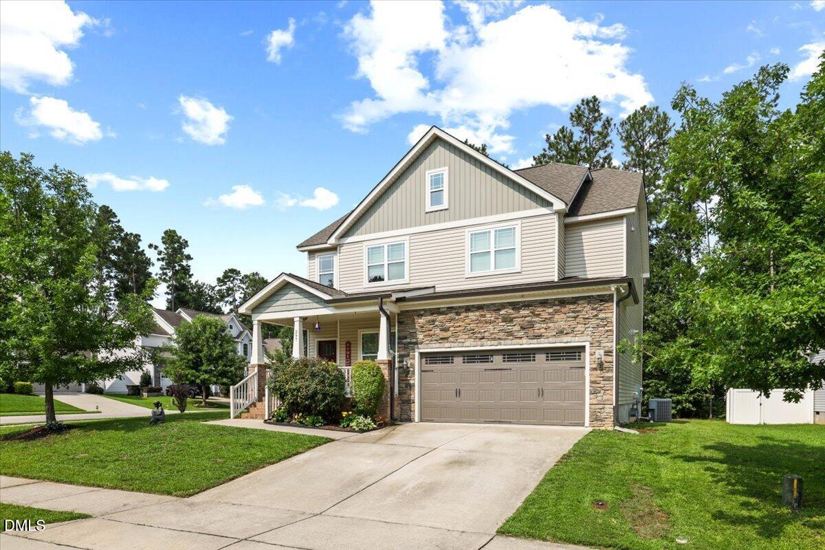 297 Hawkesburg Drive Property Photo 2