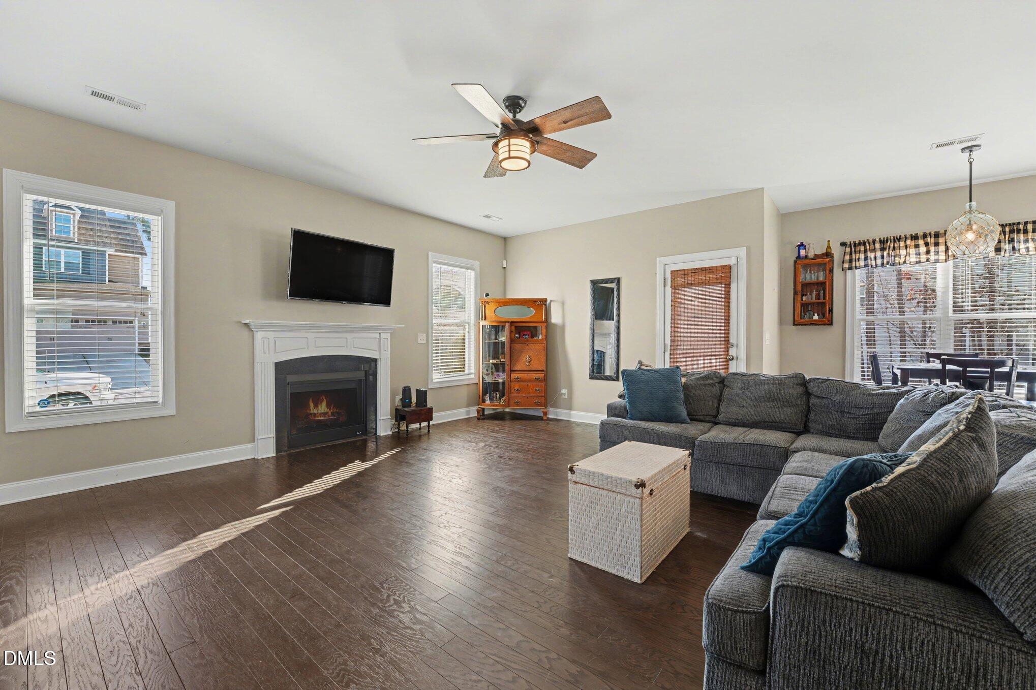 297 Hawkesburg Drive Property Photo 13