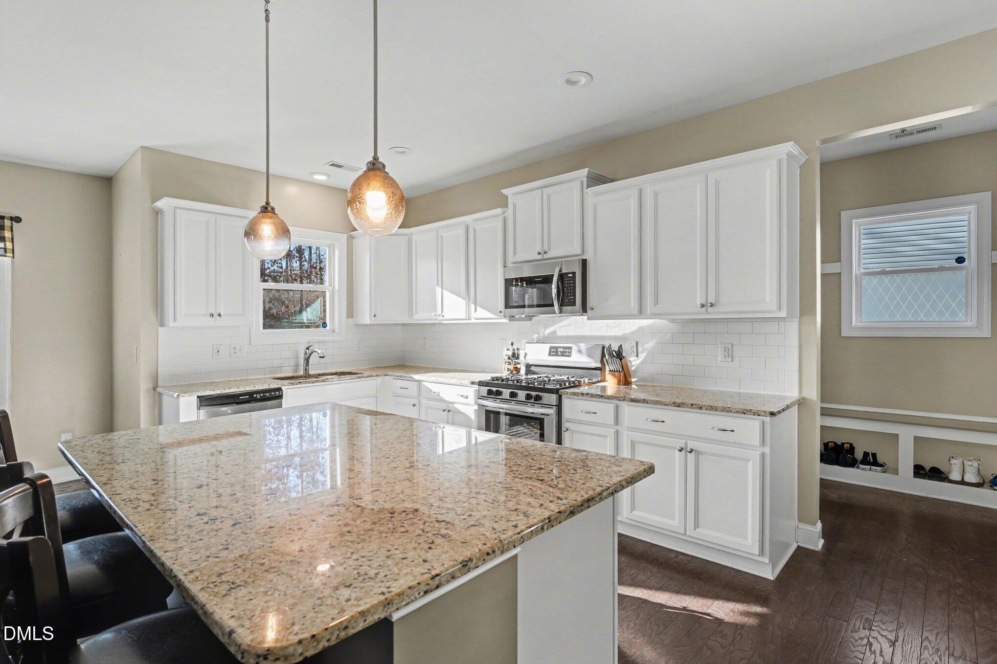 297 Hawkesburg Drive Property Photo 14