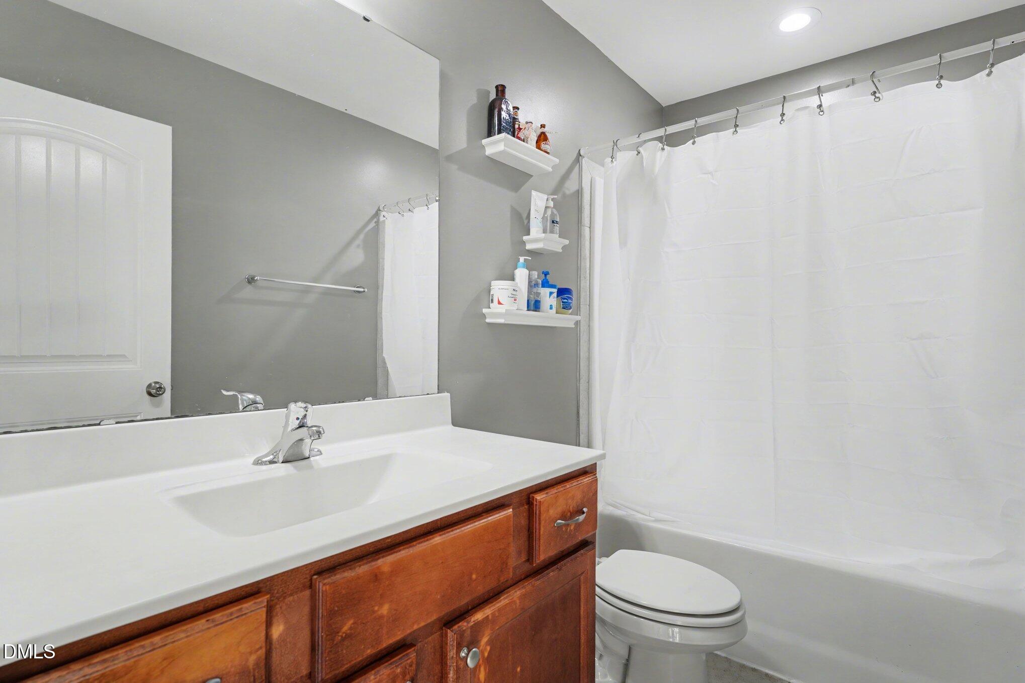 297 Hawkesburg Drive Property Photo 32