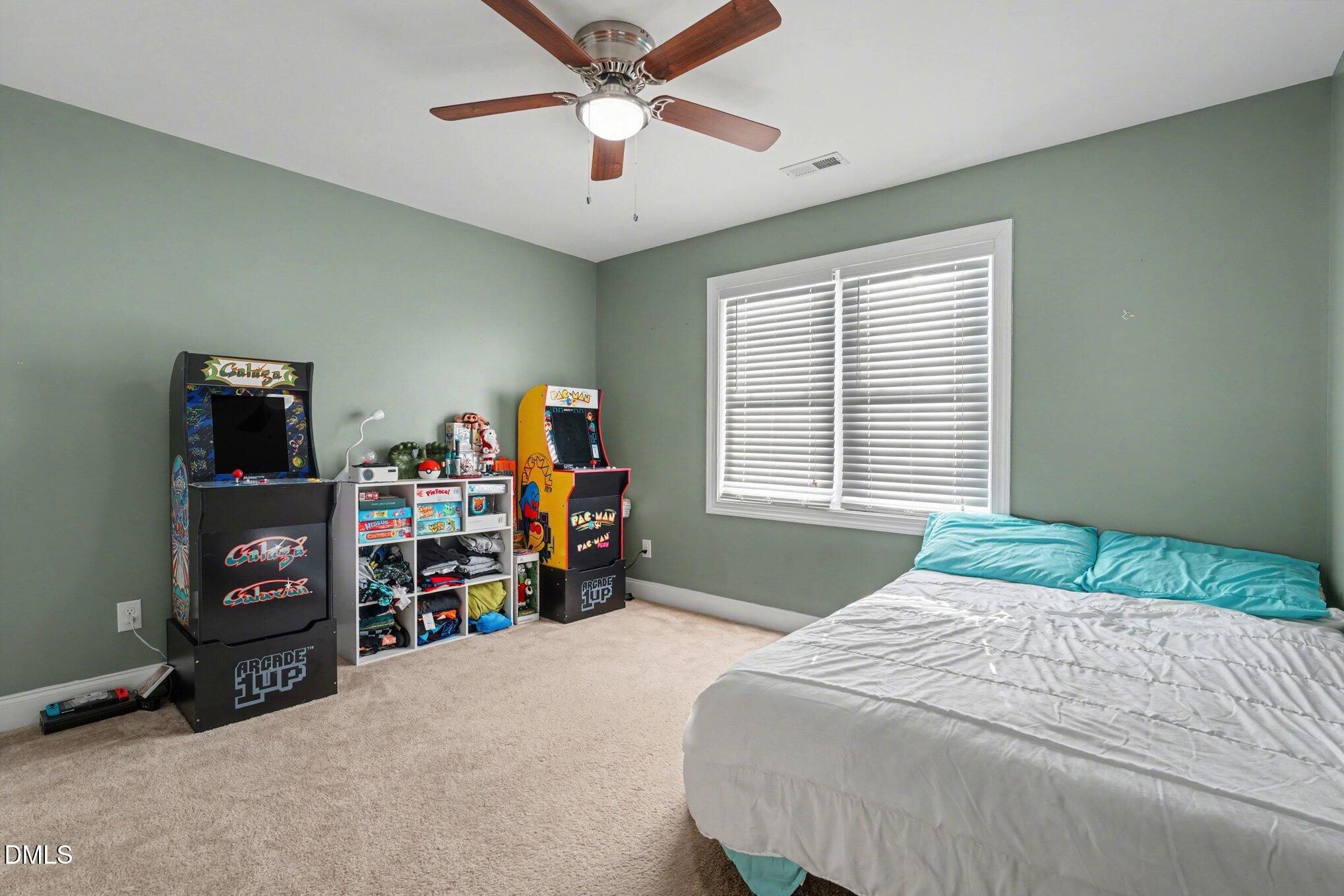 297 Hawkesburg Drive Property Photo 33