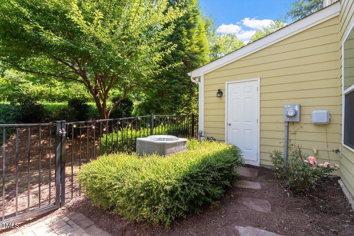 120 Ransomwood Drive Property Photo 6