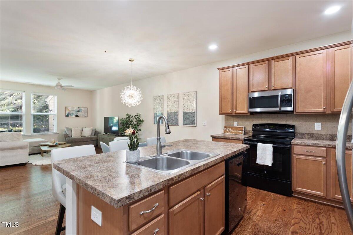 120 Ransomwood Drive Property Photo 13