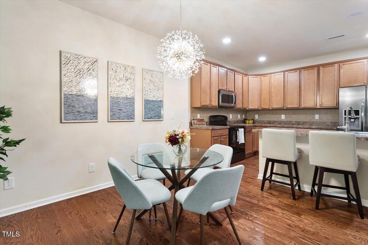 120 Ransomwood Drive Property Photo 15