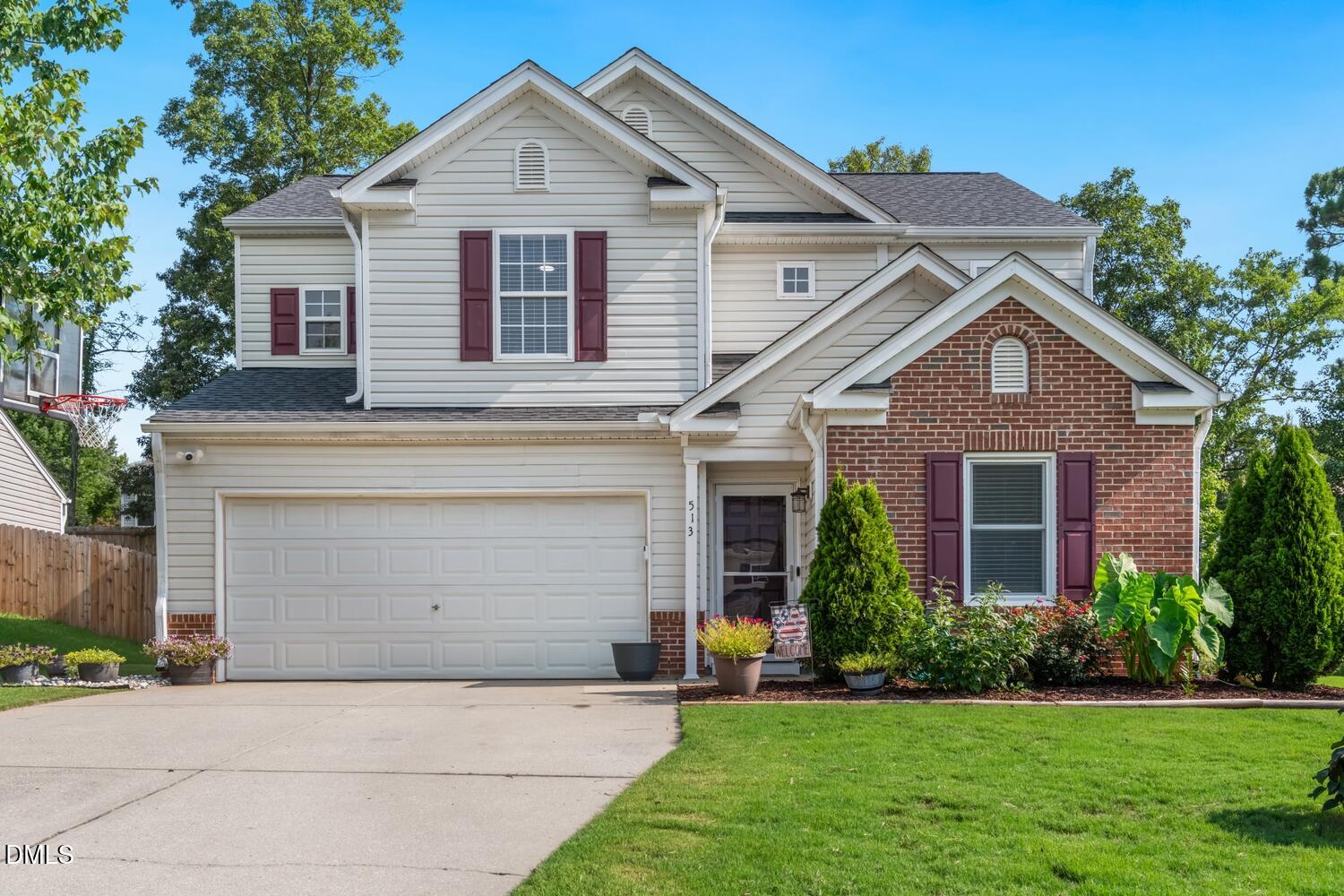 513 Birchtree Valley Court Property Photo 1