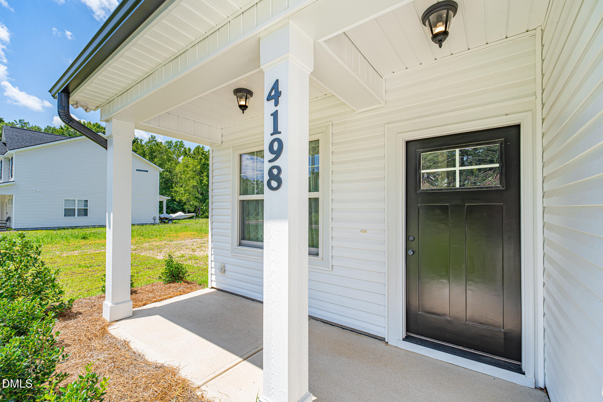 4198 Darroch Road Property Photo 1