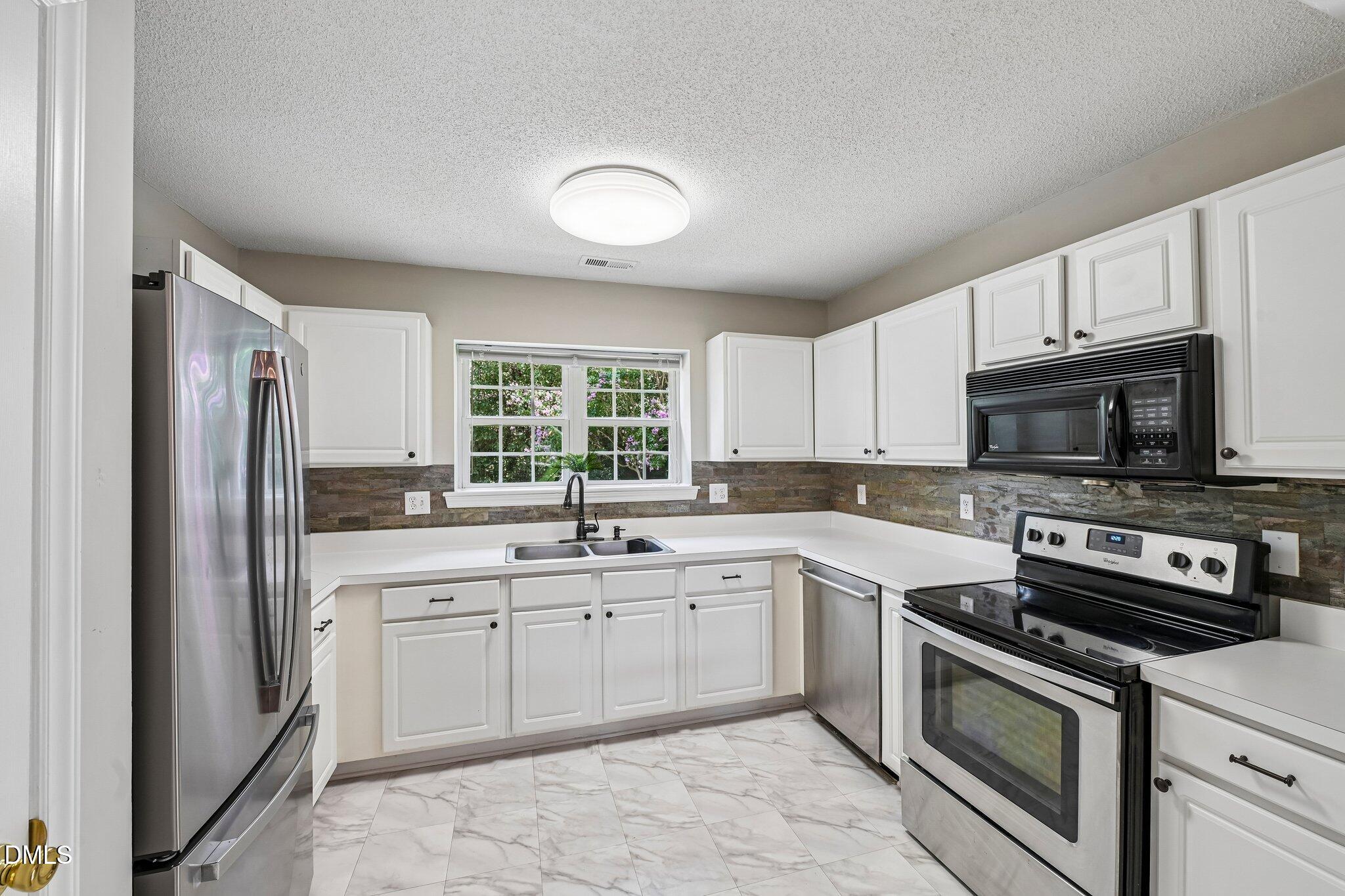 4616 Dolwick Drive Property Photo 10