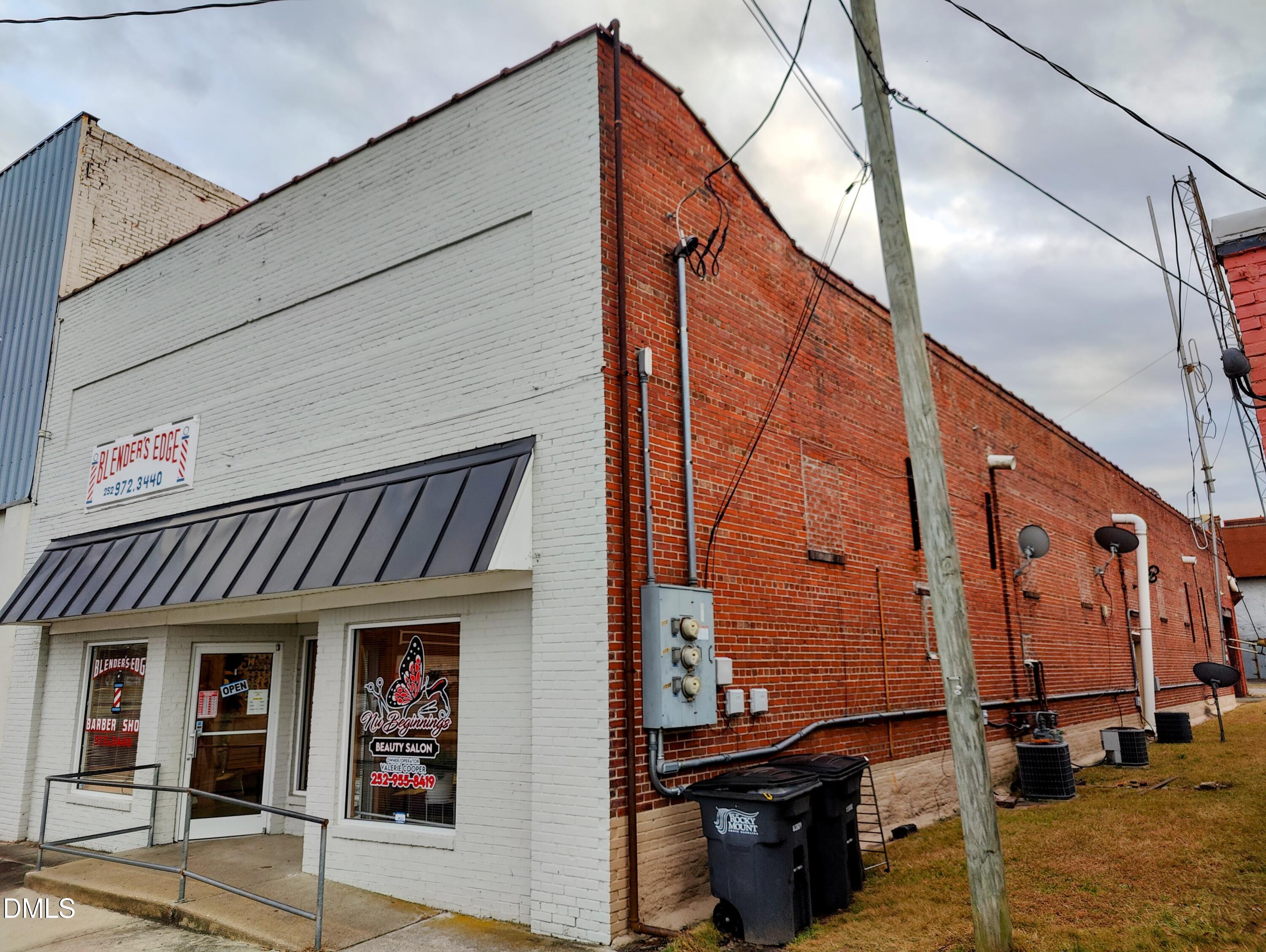 105 Marigold Street Property Photo 1