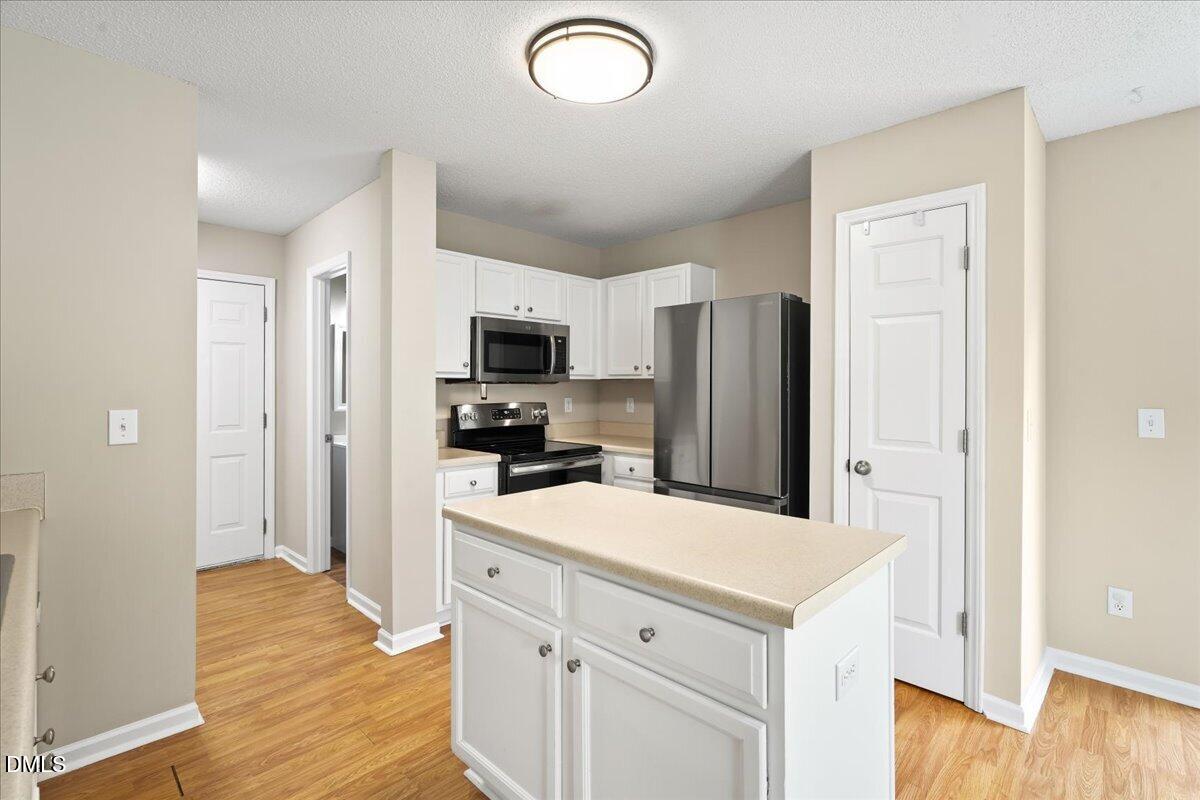 414 Lodestone Drive Property Photo 6