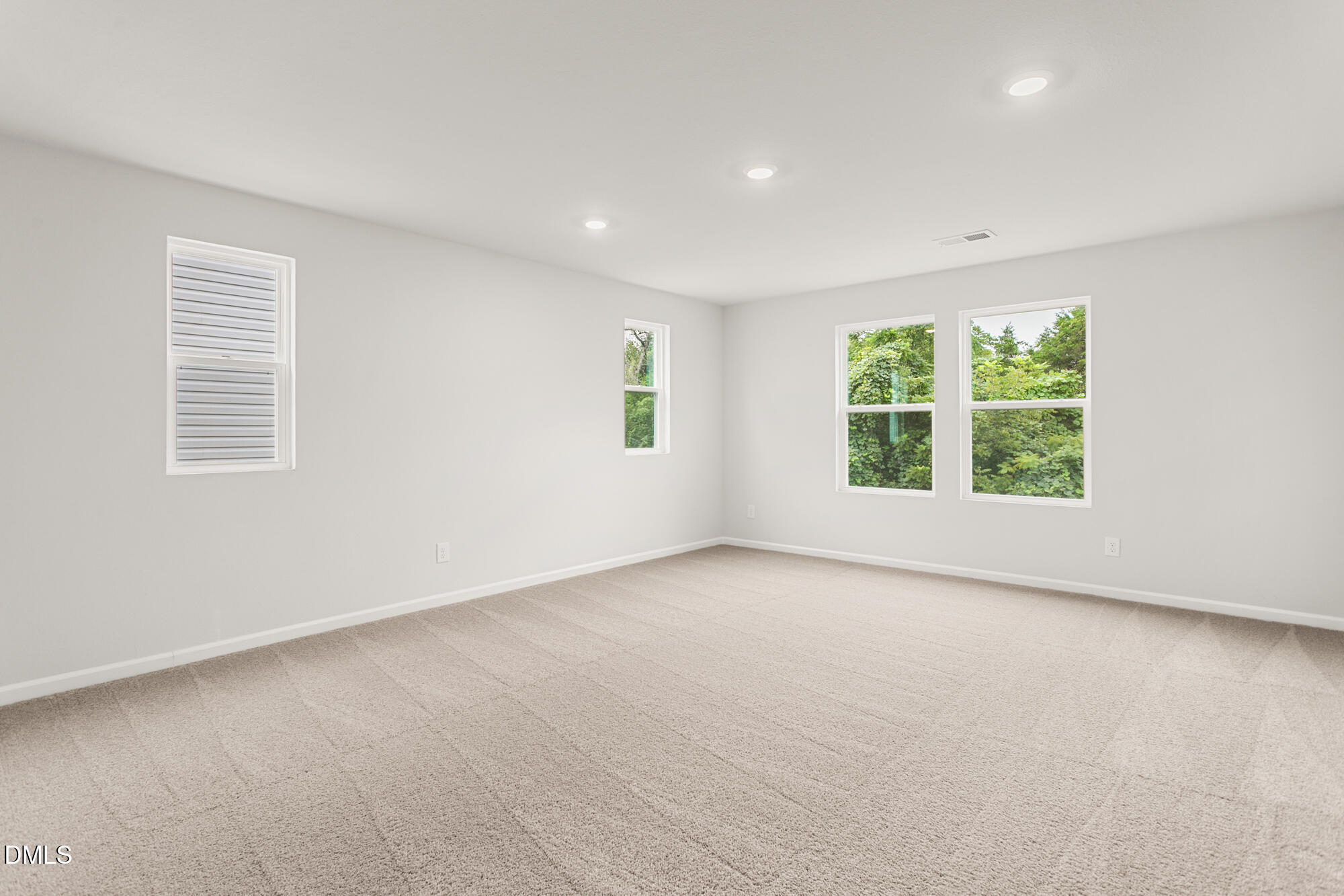 2124 Willow Glen Drive Property Photo 17