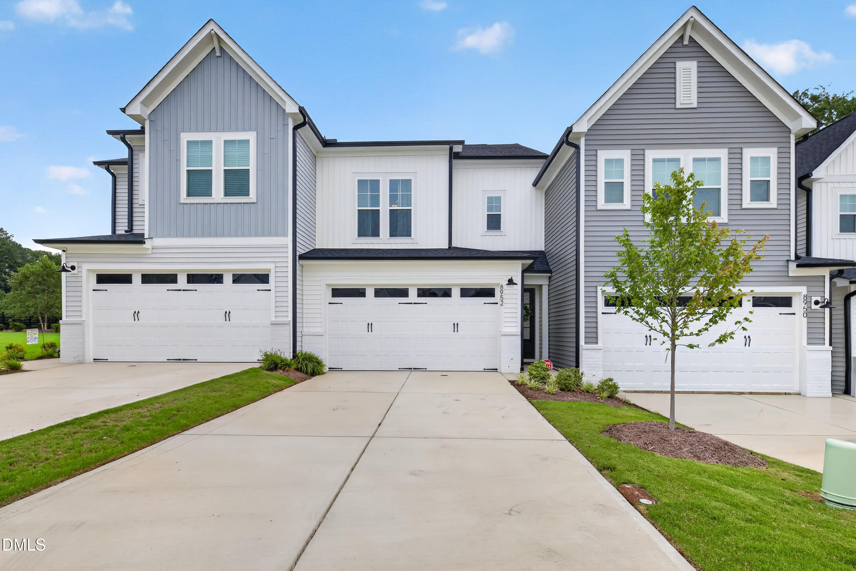 8952 Kennebec Crossing Drive Property Photo 32