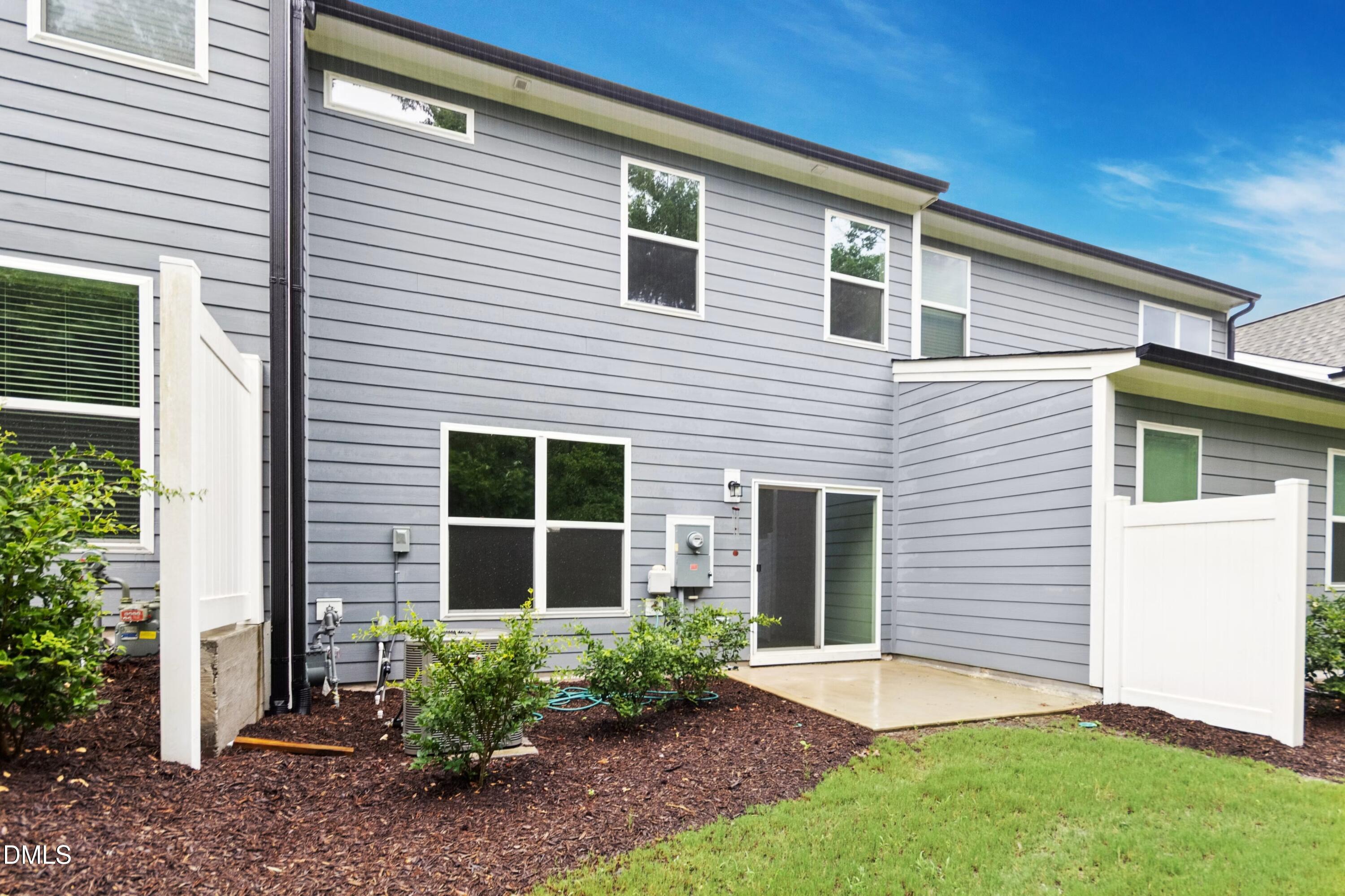 307 Marbella Grove Court Property Photo 6