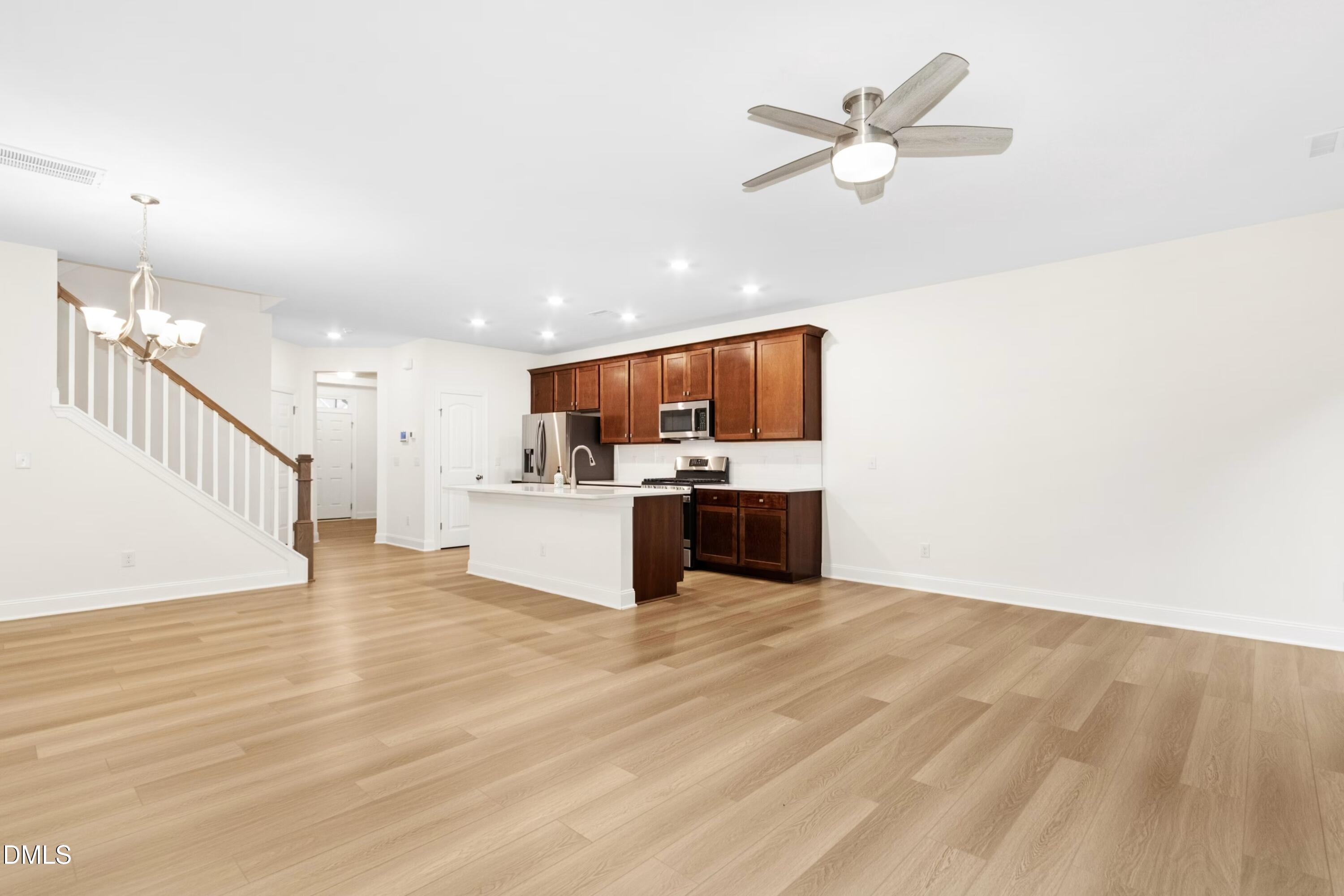 307 Marbella Grove Court Property Photo 8